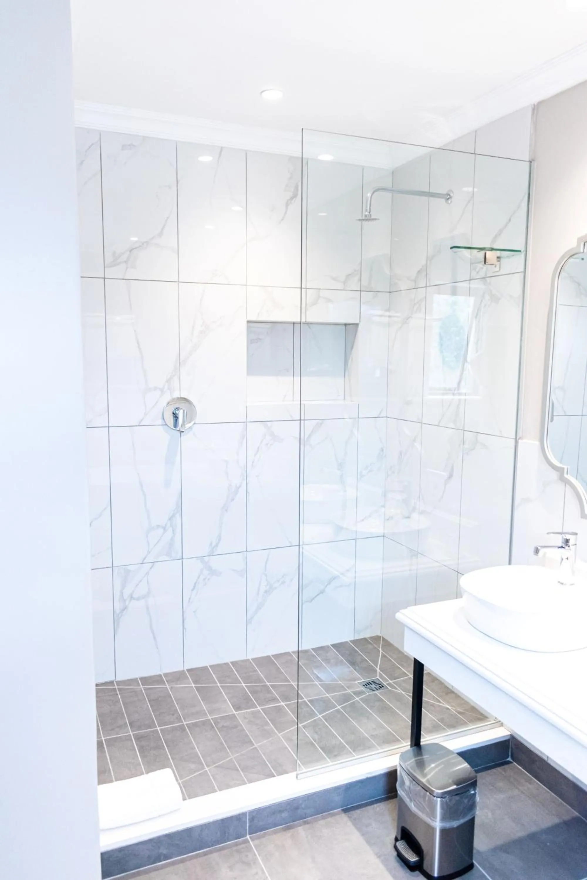 Shower in Premier Express Inn George