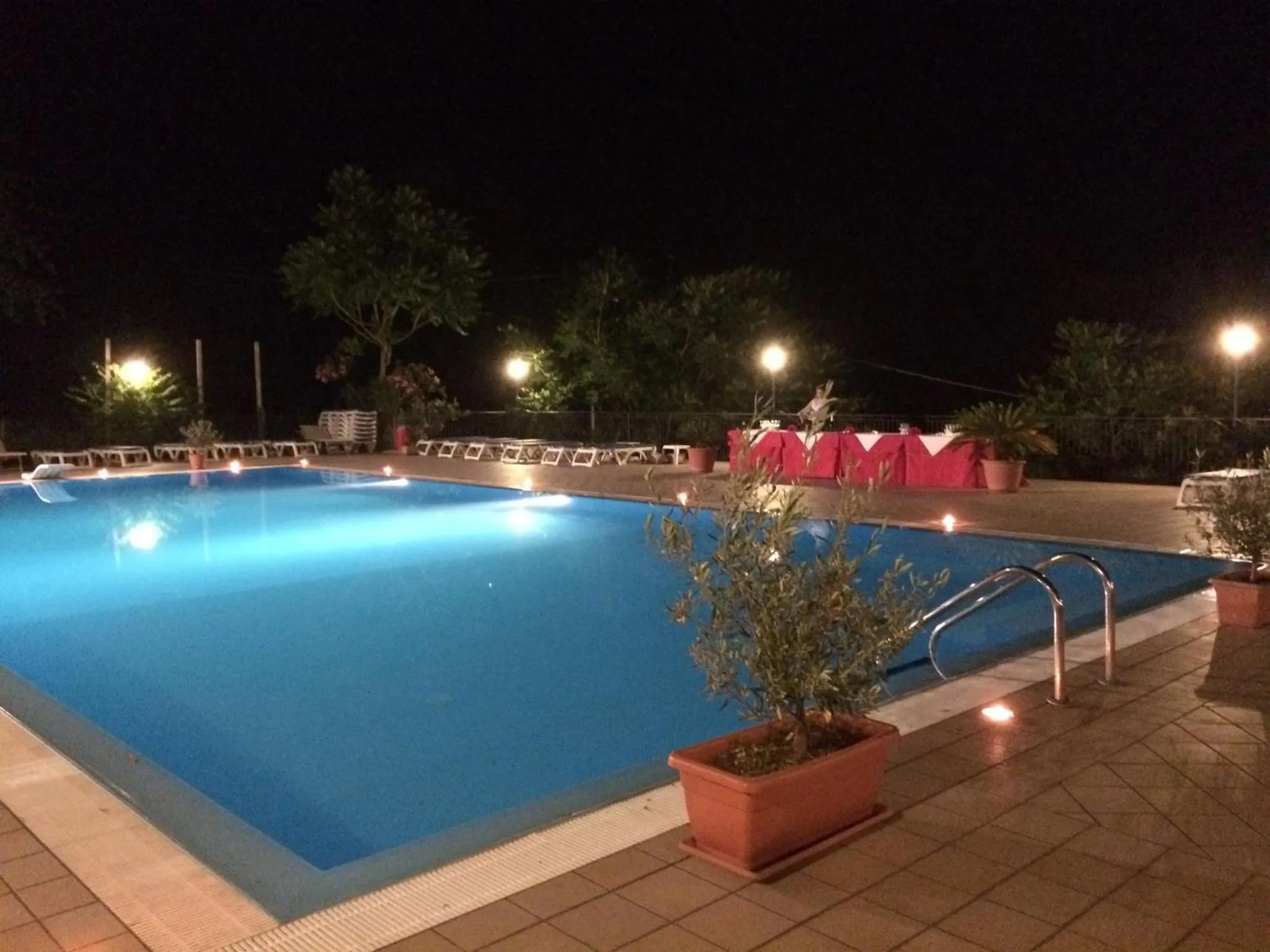Swimming pool in Agri-Hotel Da Marianna Resort & Spa