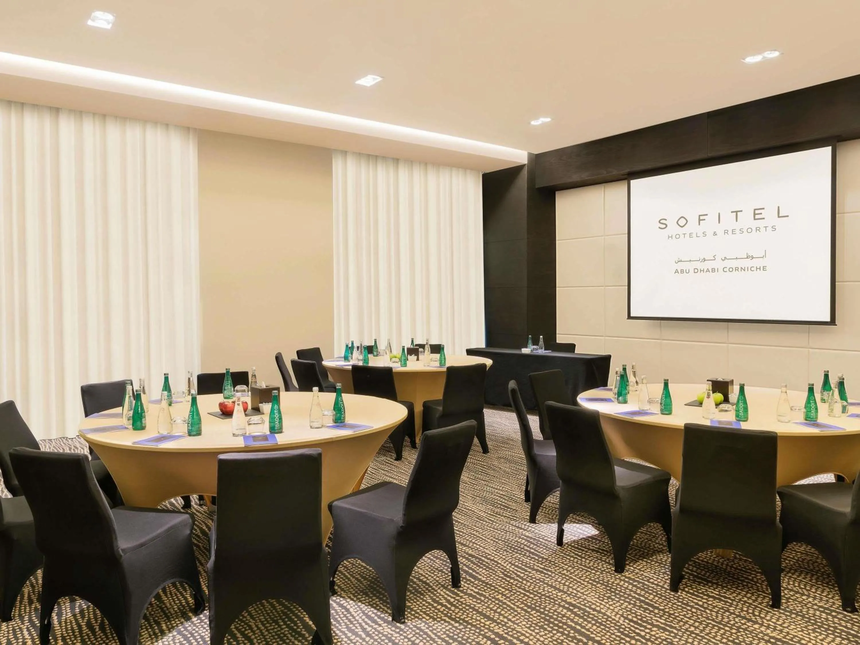 Meeting/conference room in Sofitel Abu Dhabi Corniche