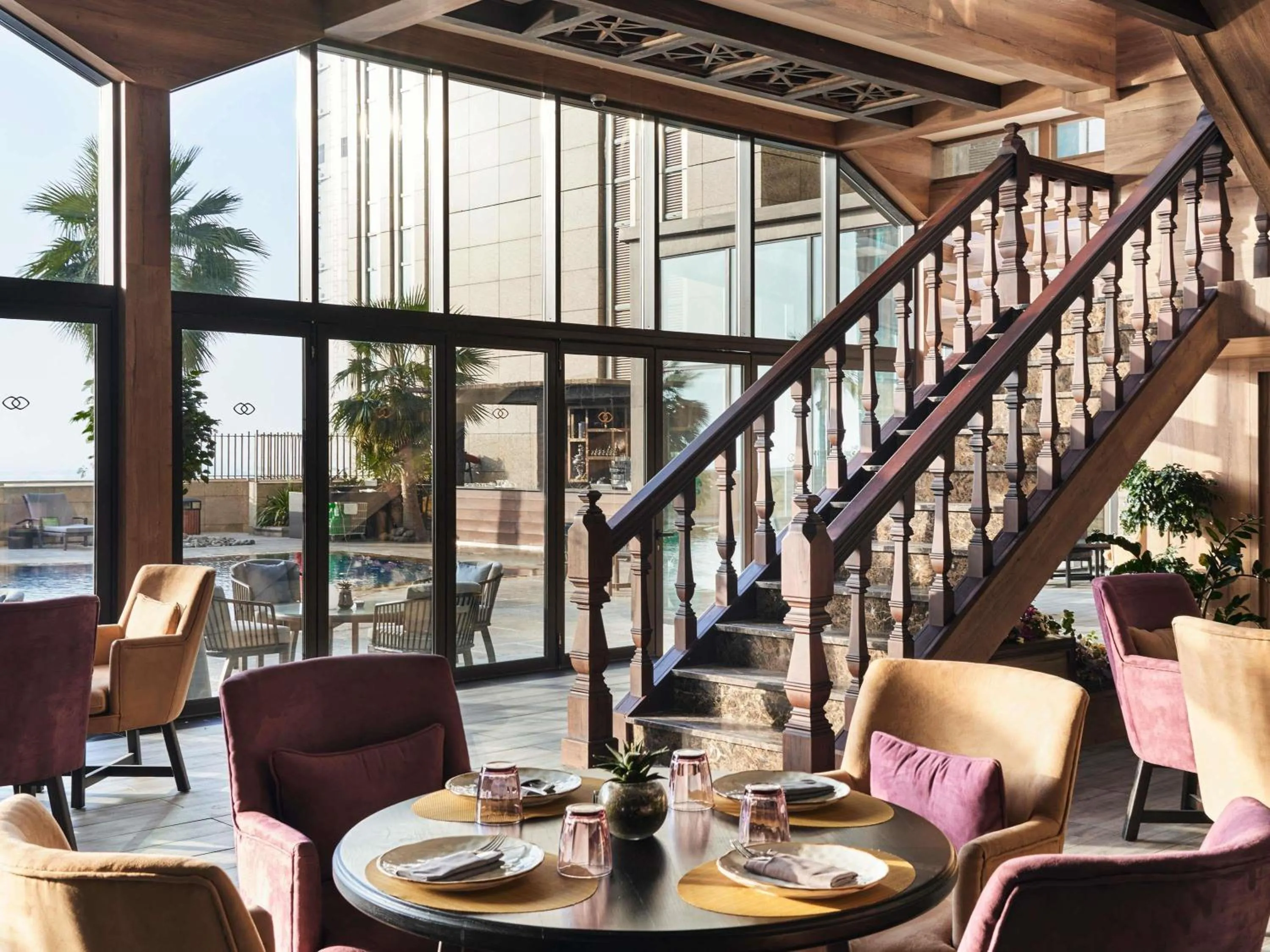 Restaurant/places to eat in Sofitel Abu Dhabi Corniche