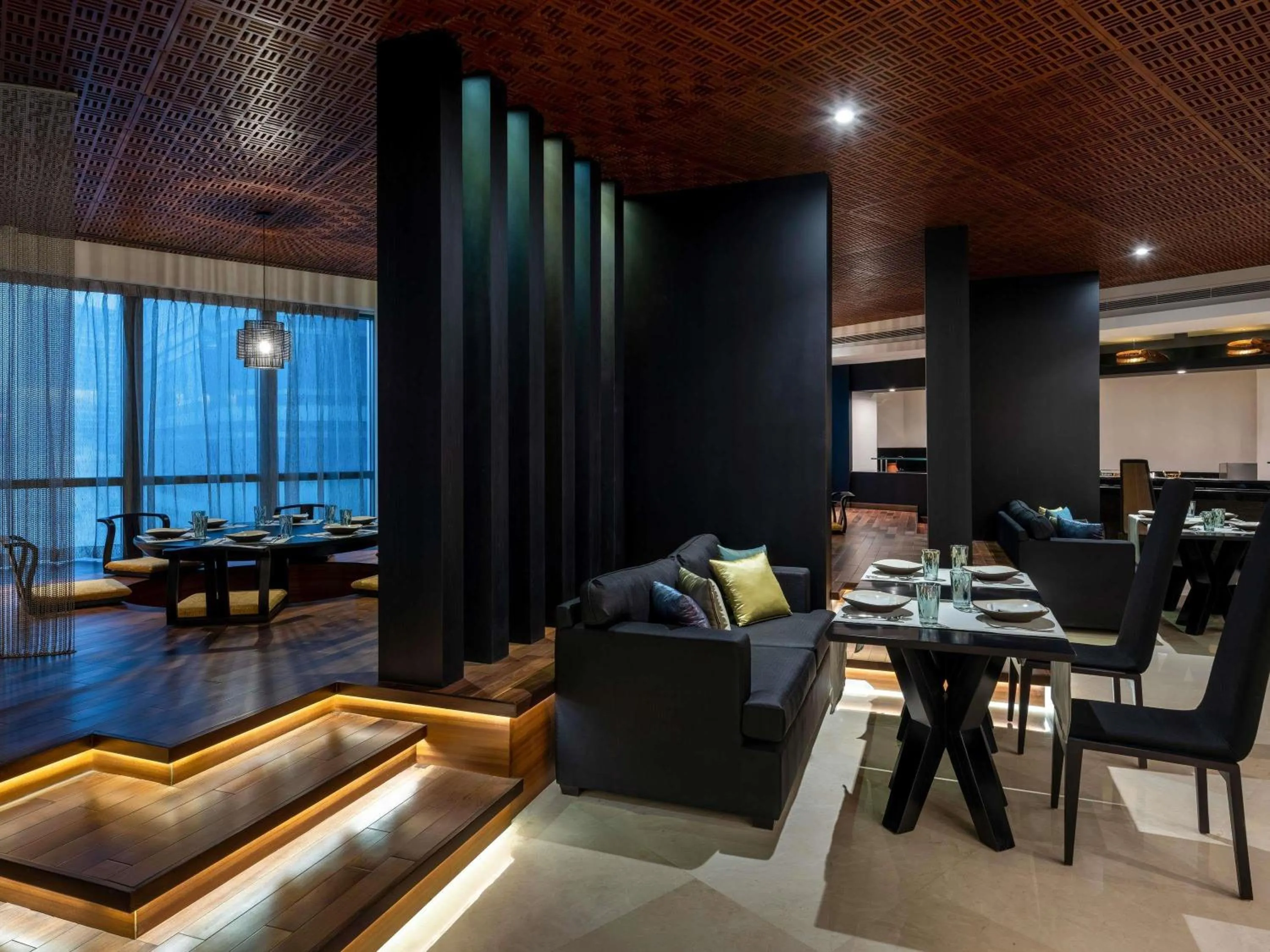 Restaurant/places to eat in Sofitel Abu Dhabi Corniche