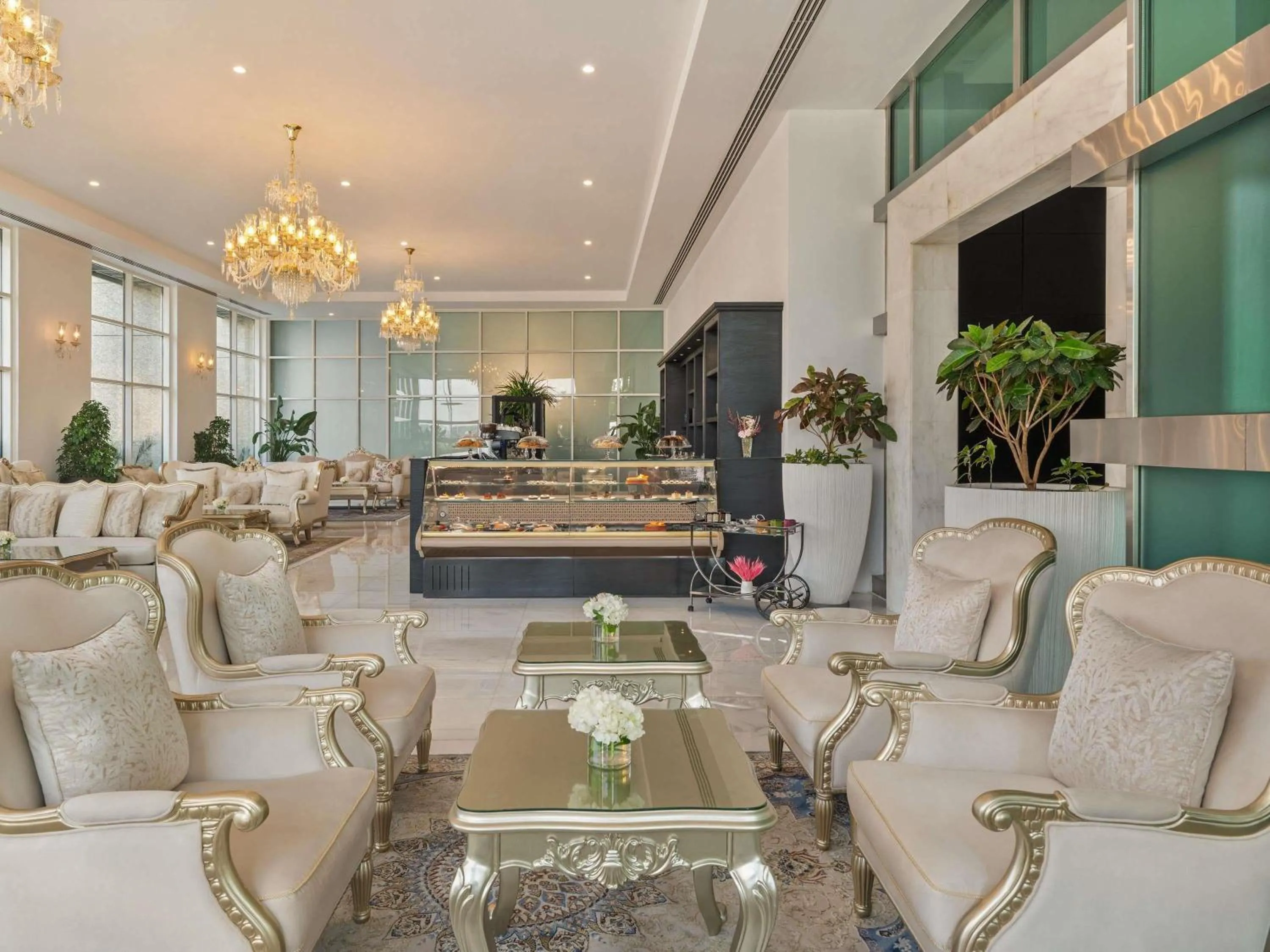 Restaurant/places to eat in Sofitel Abu Dhabi Corniche