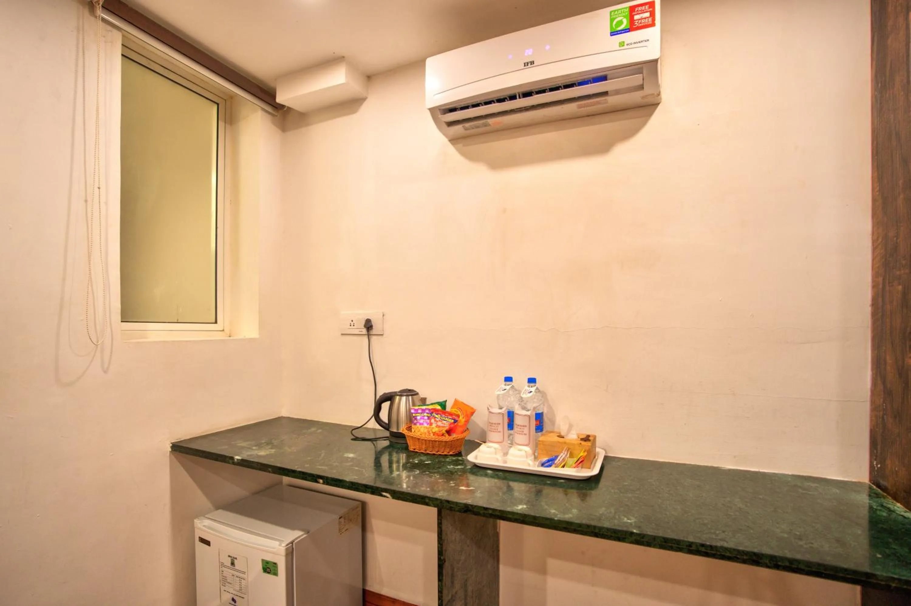 Lemonmint Svelton Manor