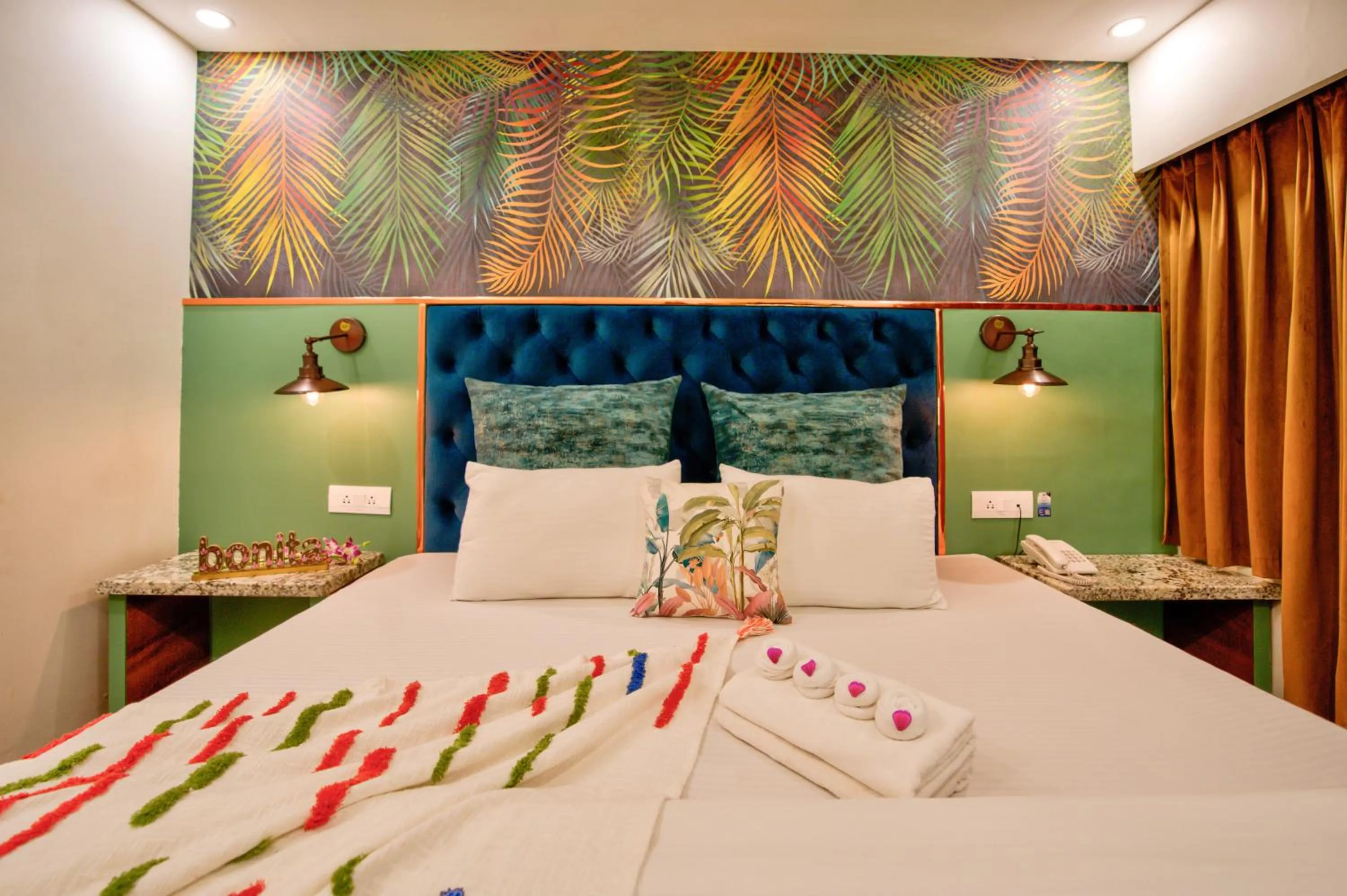 Bed in Lemonmint Svelton Manor