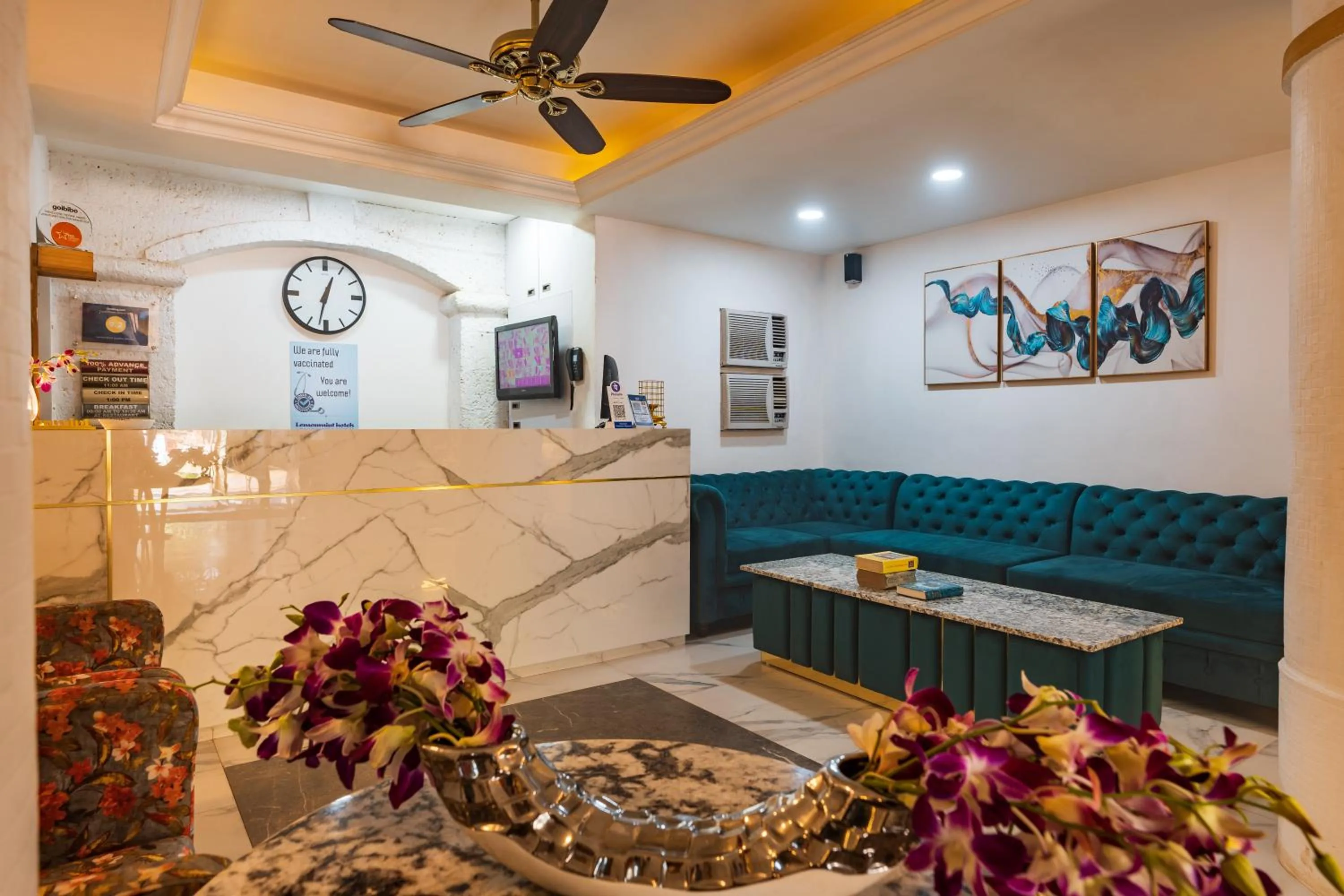 Lemonmint Svelton Manor