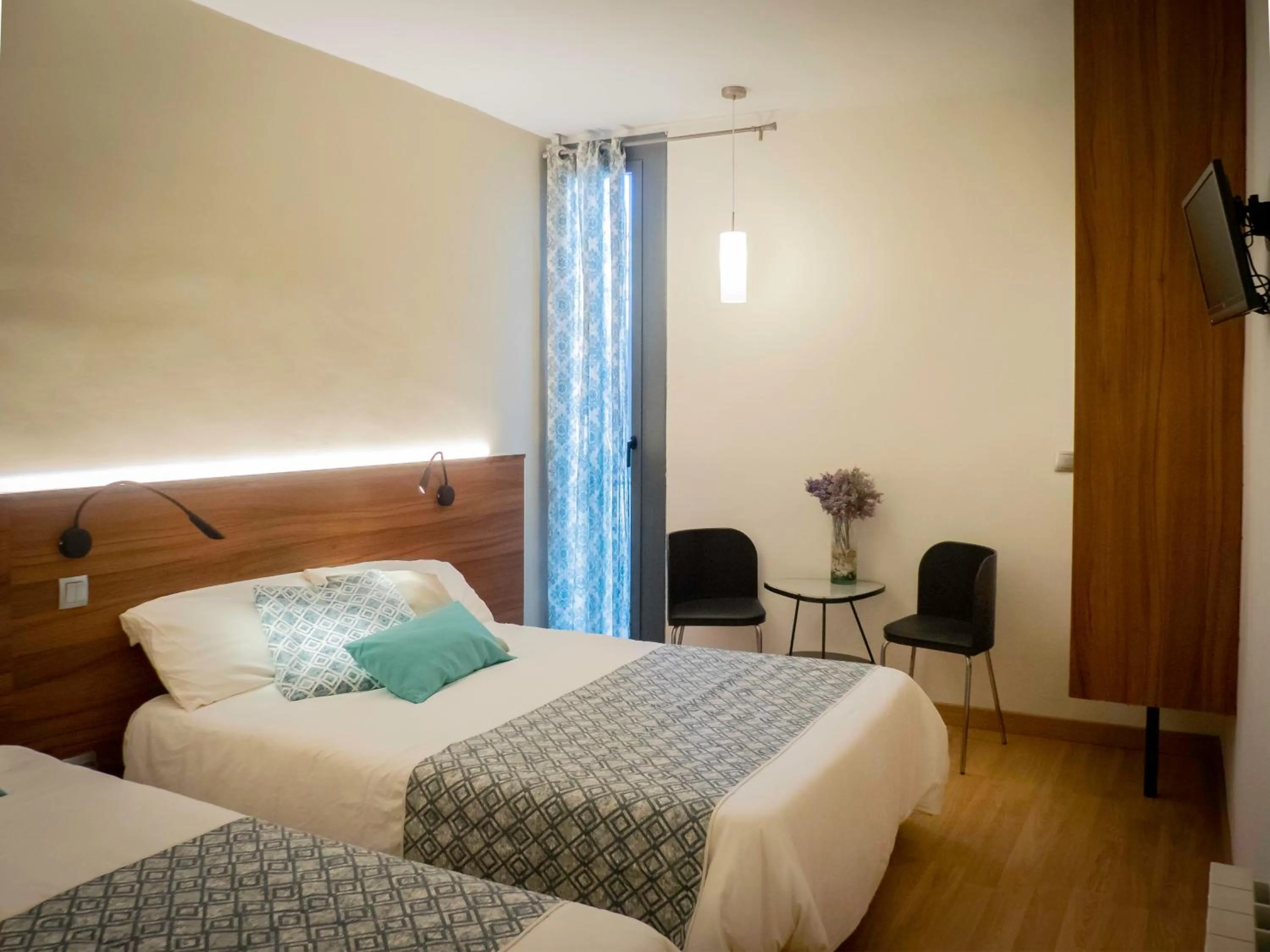 Photo of the whole room, Bed in Pension Ciudadela