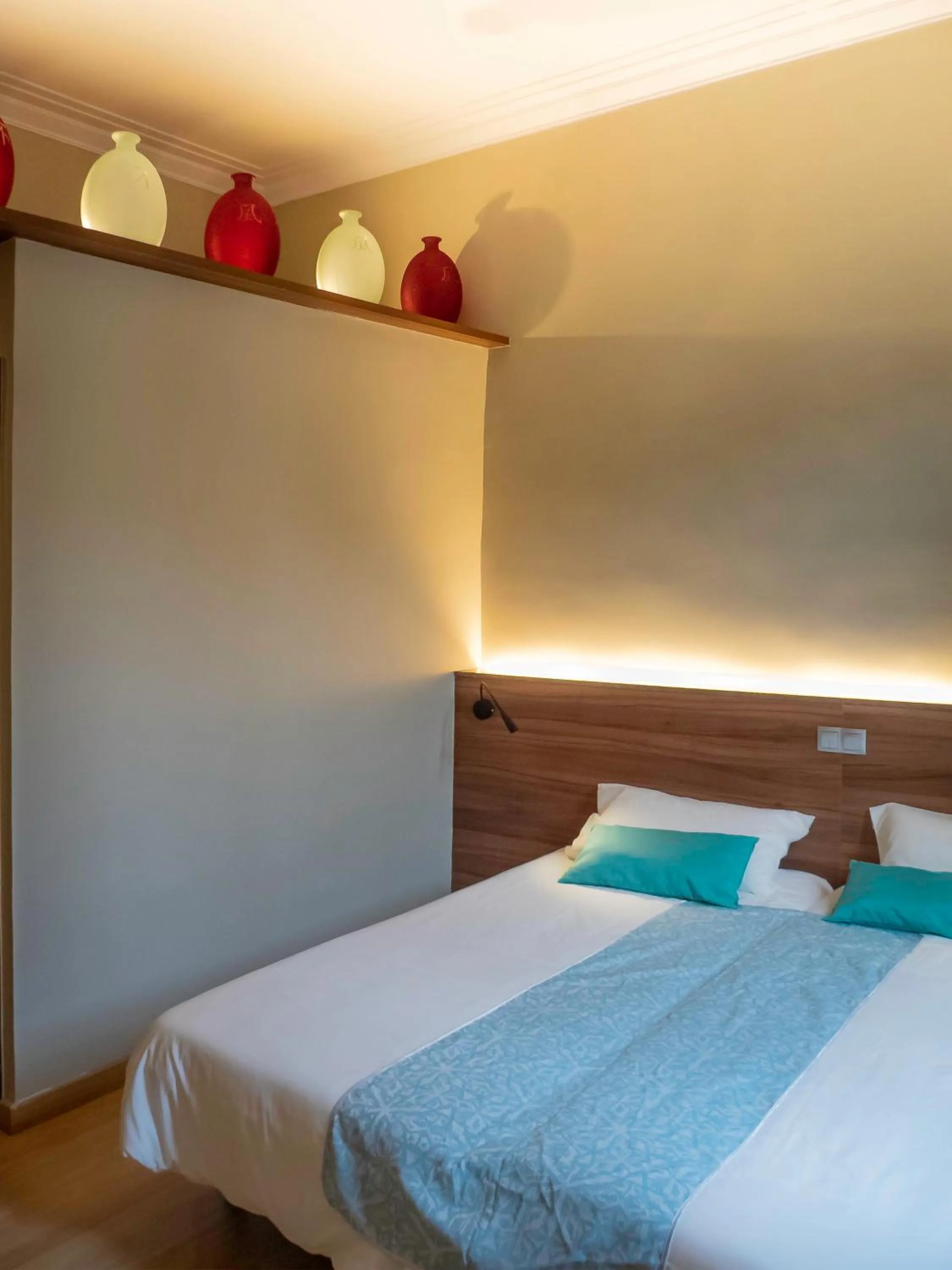 Photo of the whole room, Bed in Pension Ciudadela