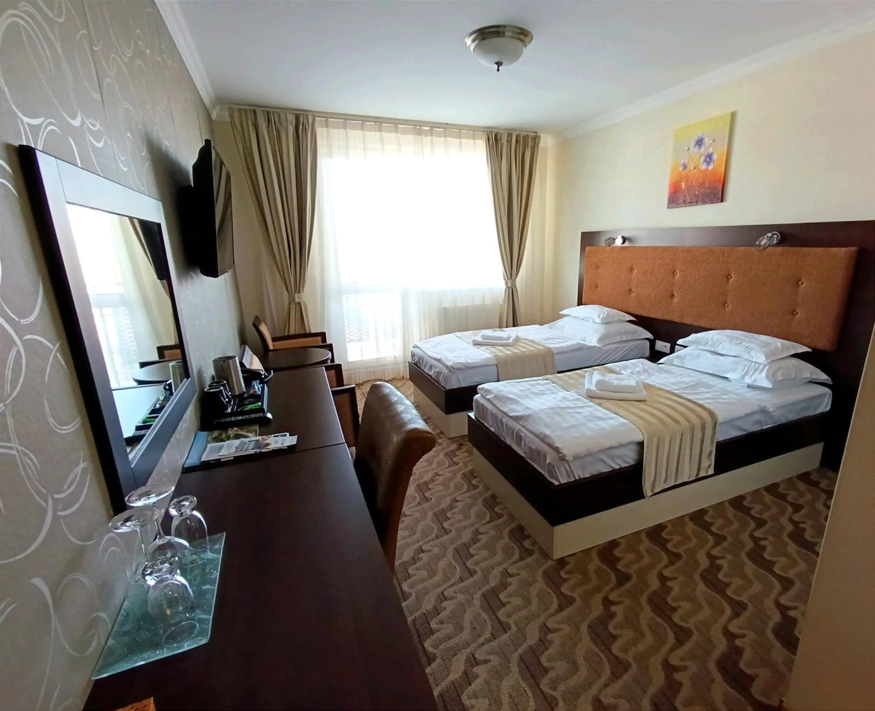 Bedroom, Bed in Hotel Sun