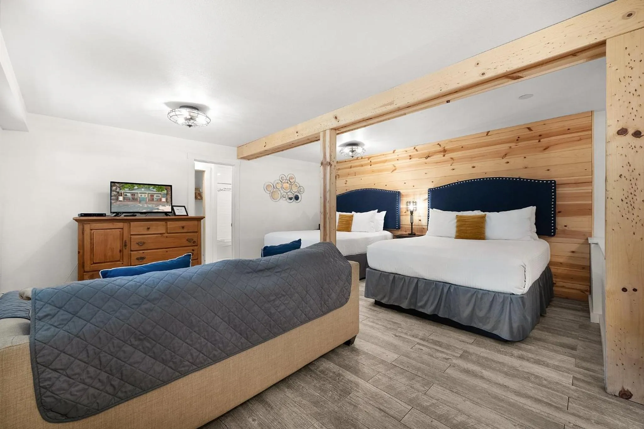 Bedroom, Bed in Inn on the Russian River