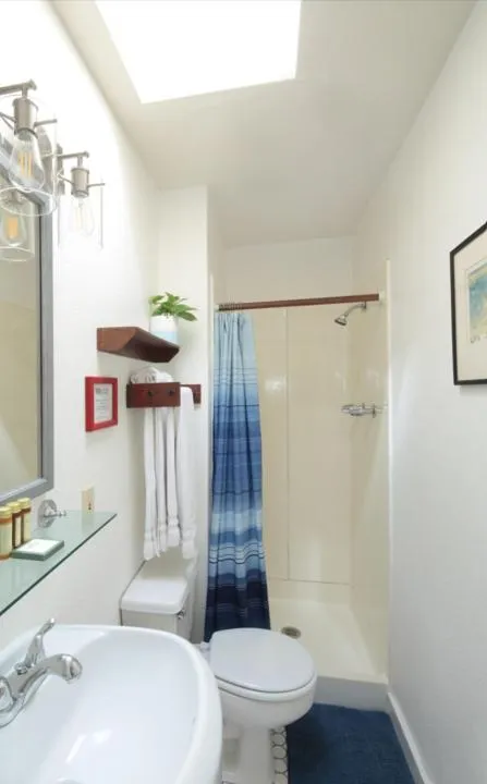 Shower in Inn on the Russian River