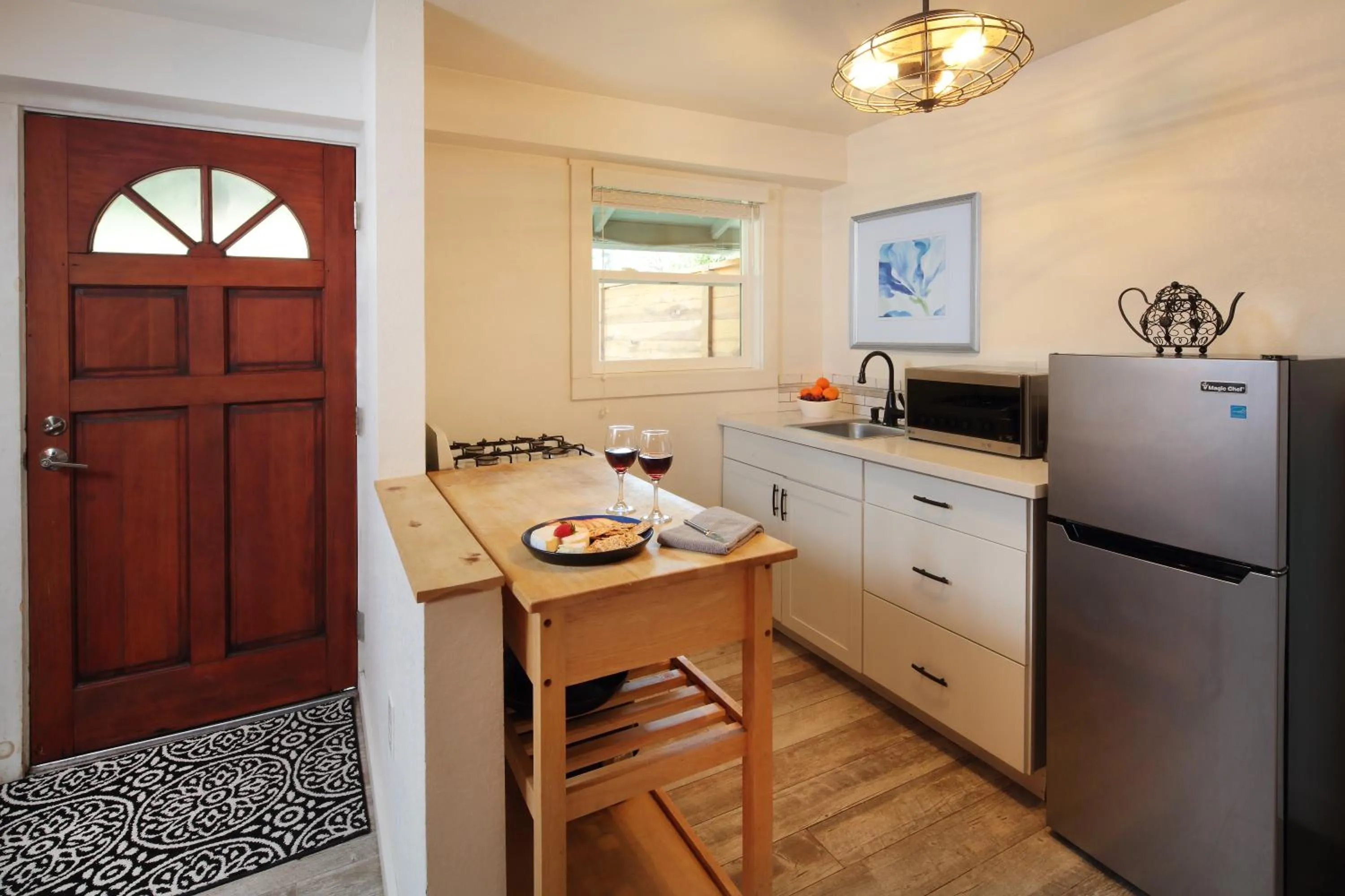 Kitchen or kitchenette in Inn on the Russian River