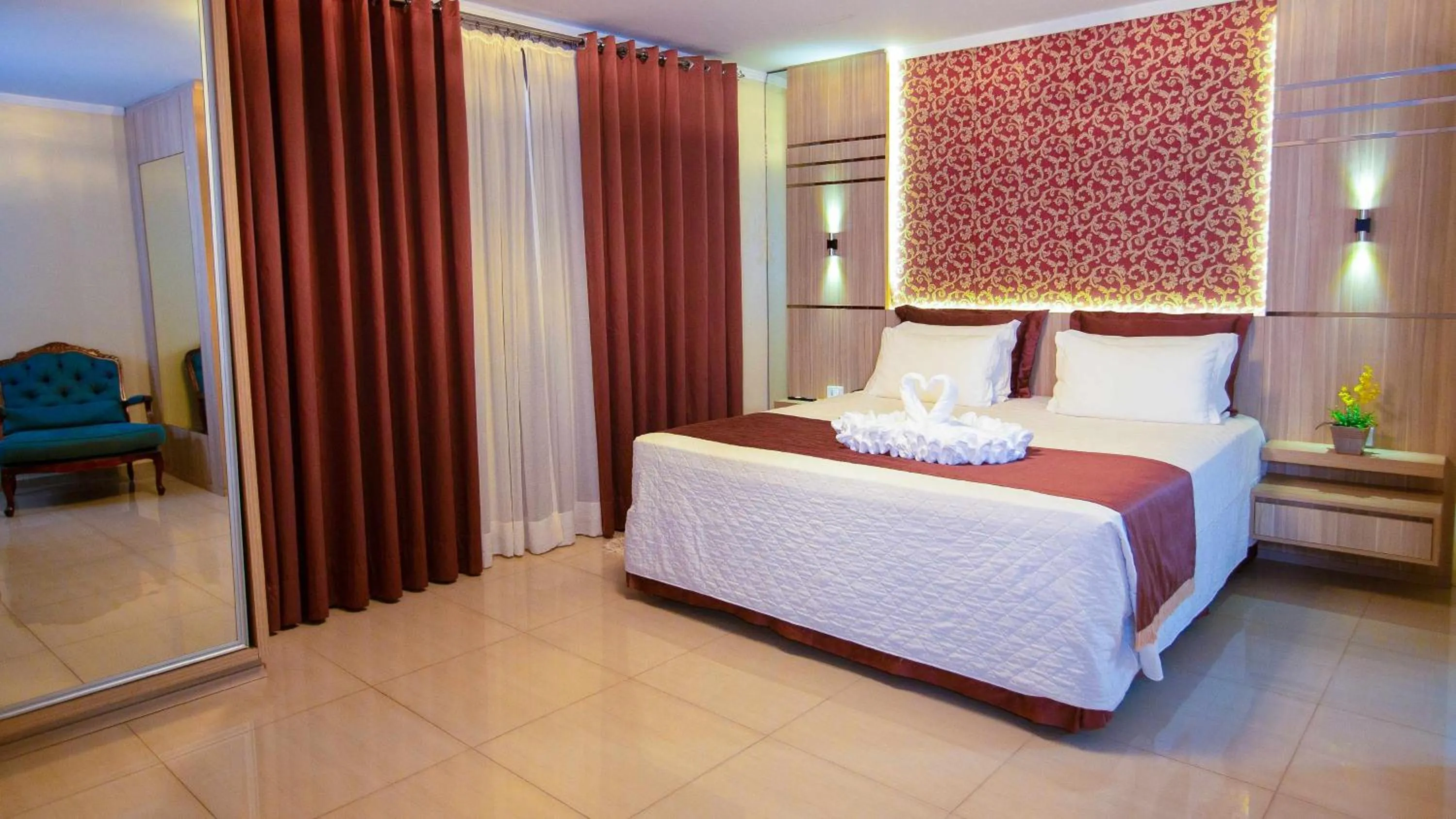 Bed in Pietro Angelo Hotel