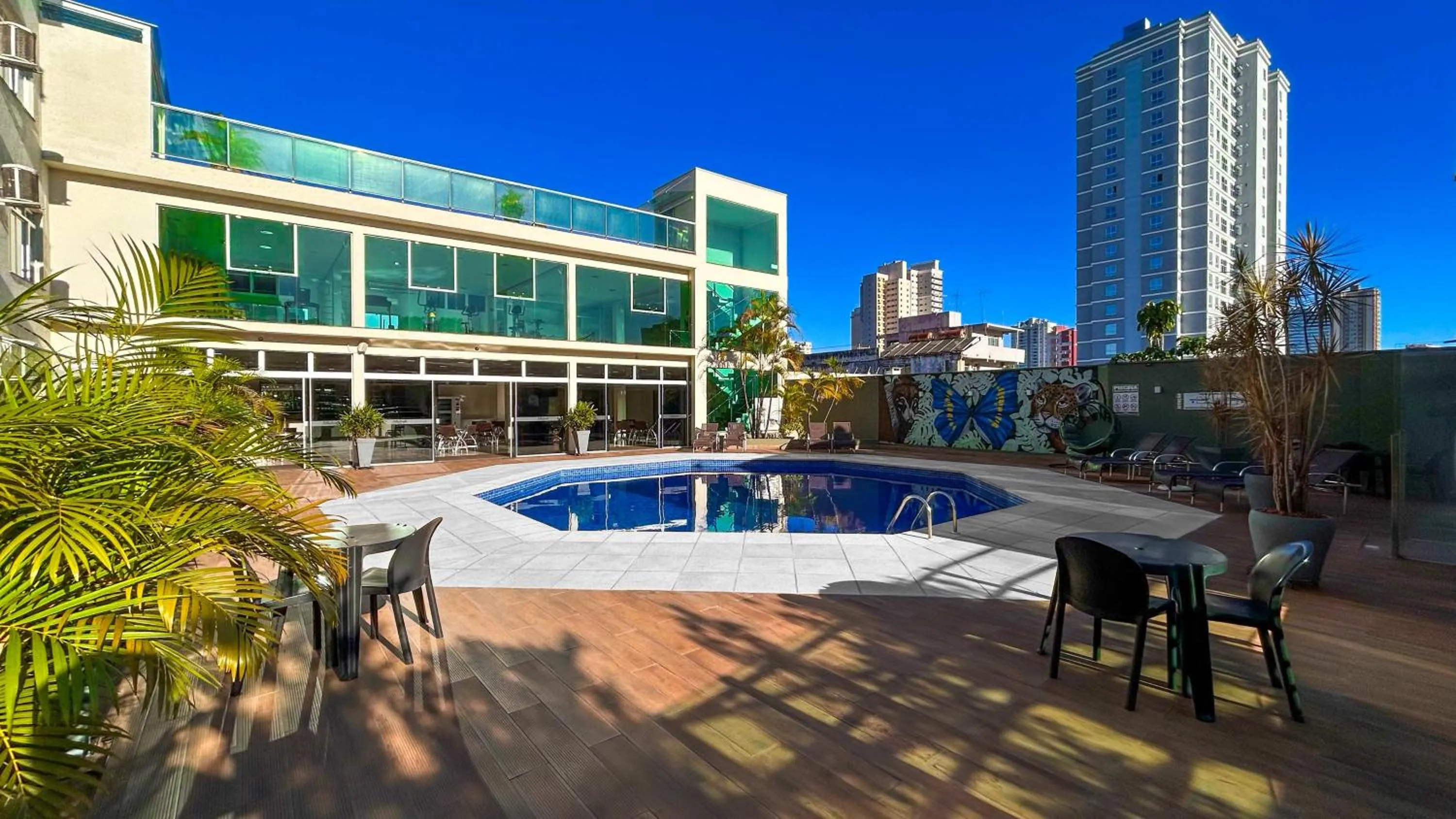 Swimming pool in Pietro Angelo Hotel