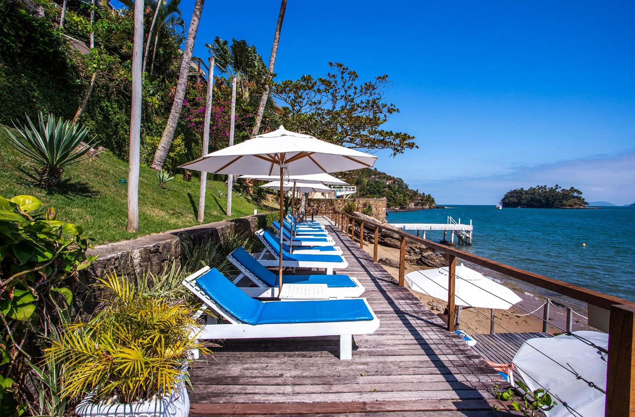 Beach in Barra do Piuva Porto Hotel