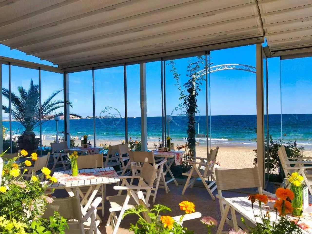 Restaurant/places to eat in Aphrodite Beach Hotel