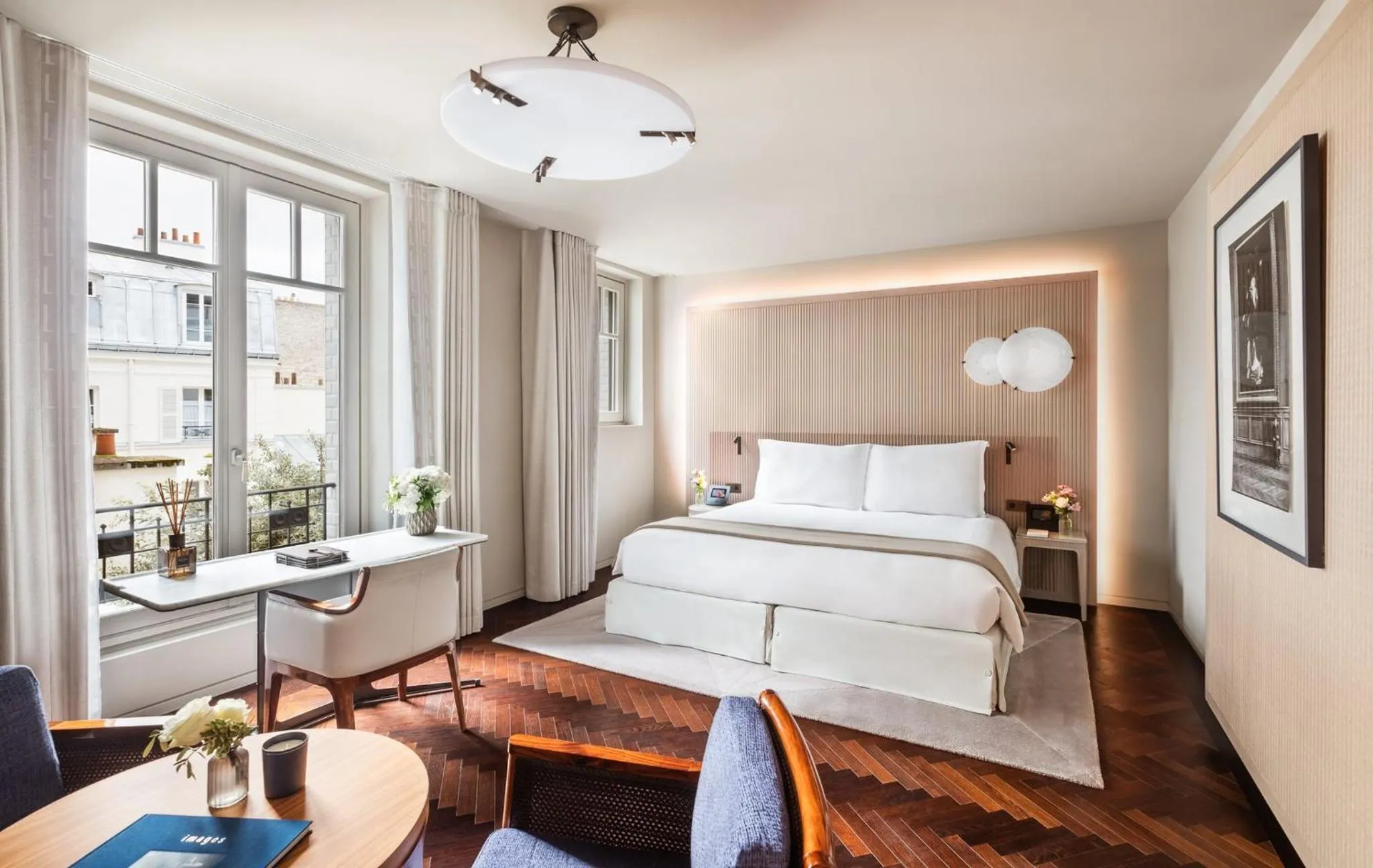 Bedroom, Bed in Mandarin Oriental Lutetia, Paris