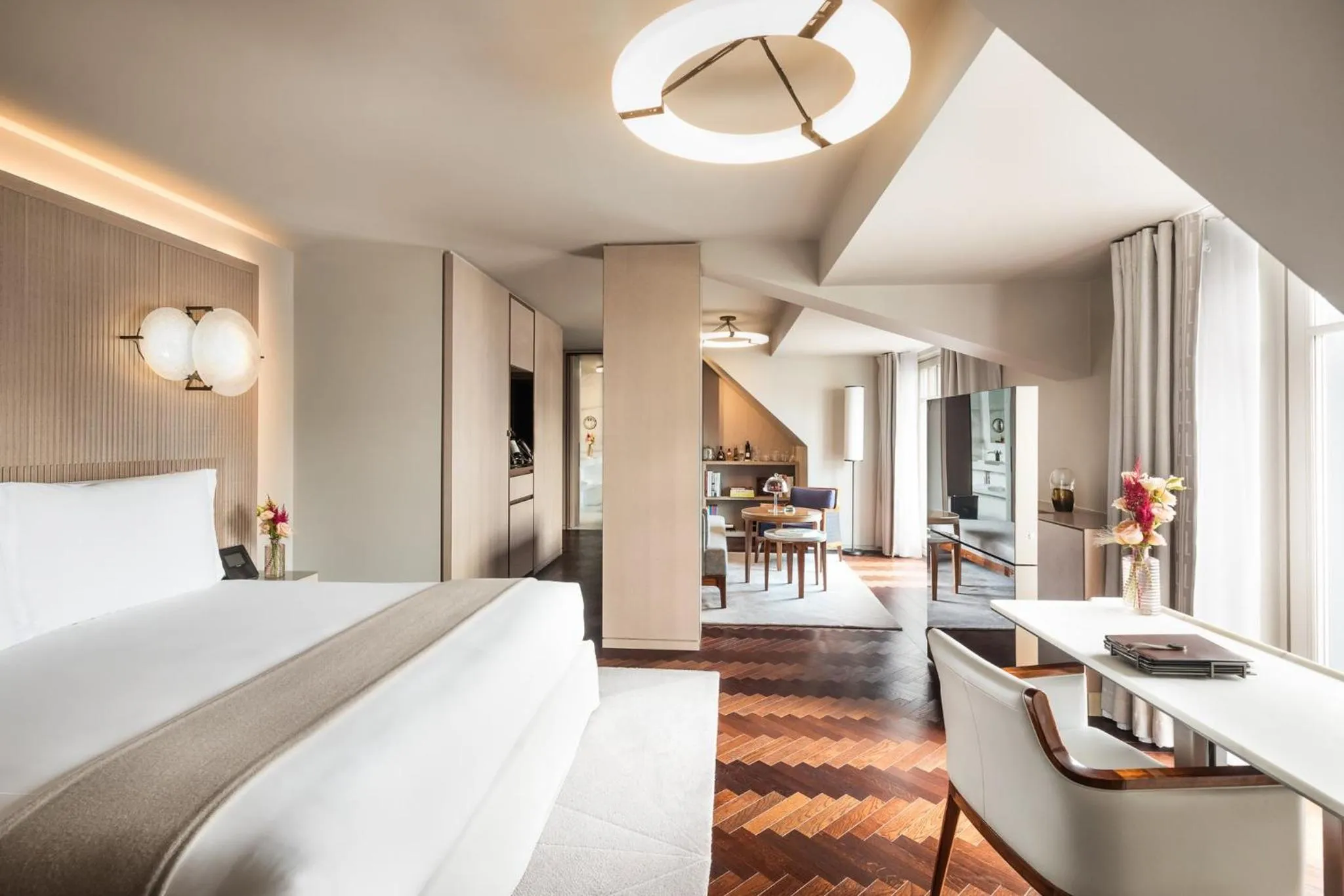 Photo of the whole room, Bed in Mandarin Oriental Lutetia, Paris