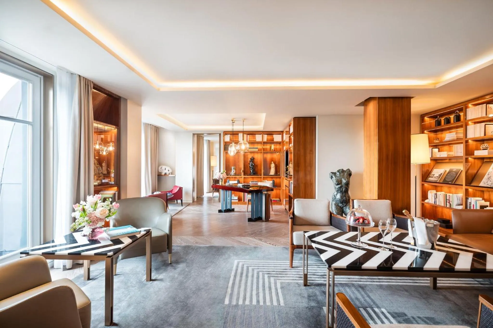 Living room in Mandarin Oriental Lutetia, Paris