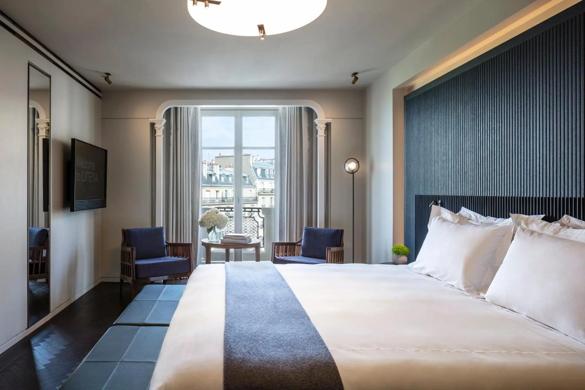 Bedroom, Bed in Mandarin Oriental Lutetia, Paris