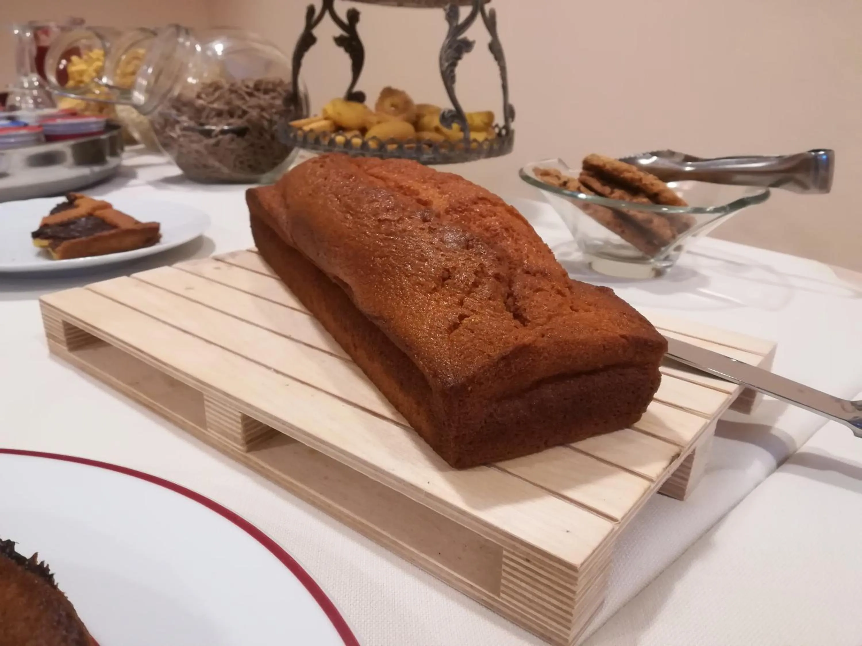 Buffet breakfast in Hotel In Sylvis