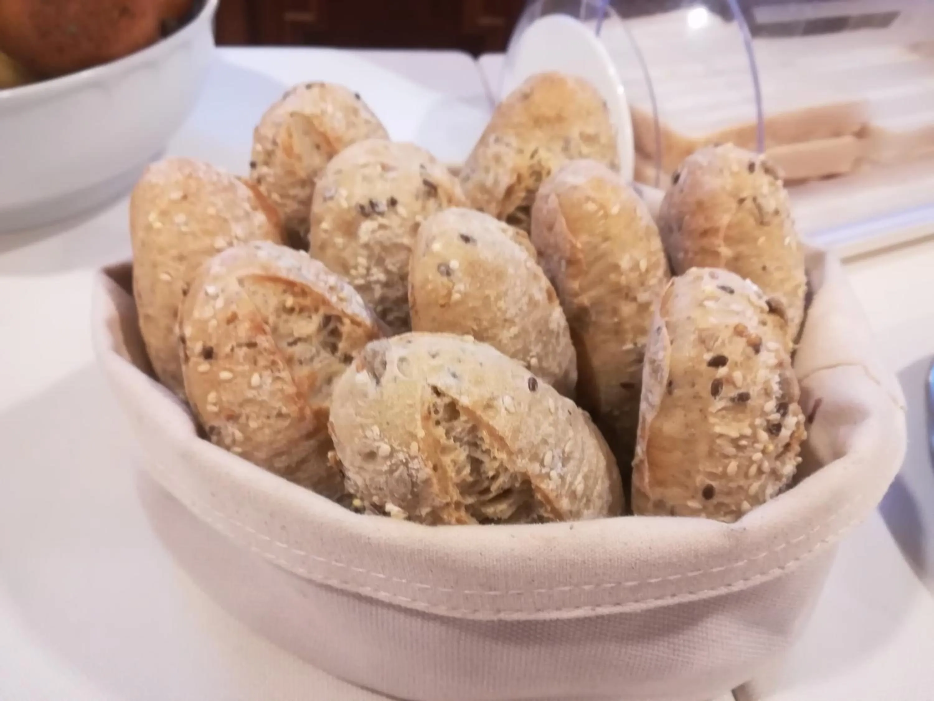 Buffet breakfast in Hotel In Sylvis