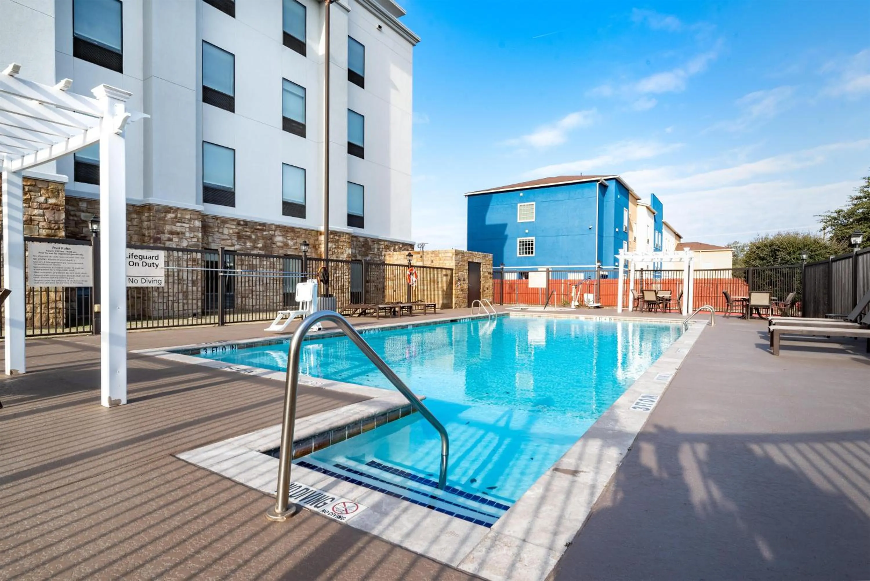 Pool view in Hampton Inn & Suites New Braunfels