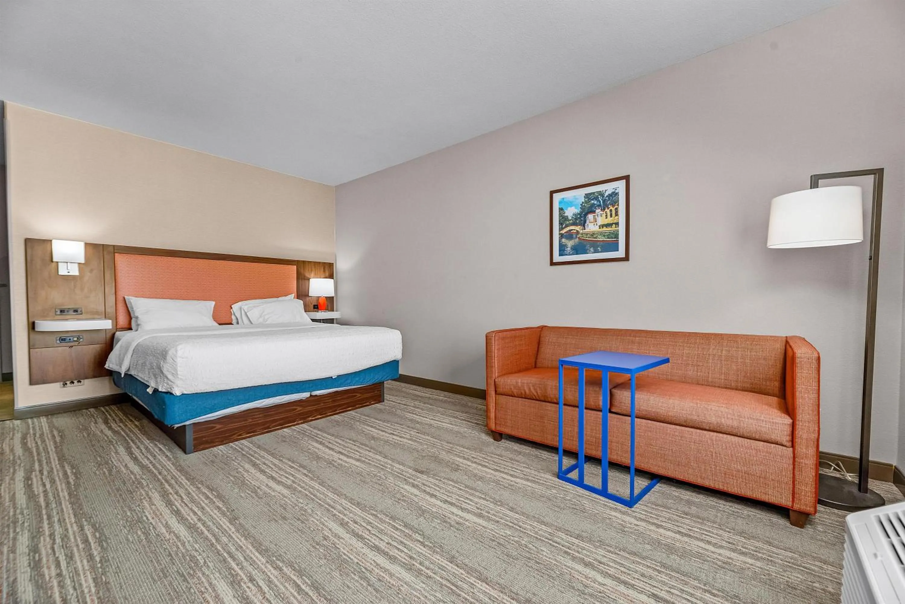 Living room, Bed in Hampton Inn & Suites New Braunfels