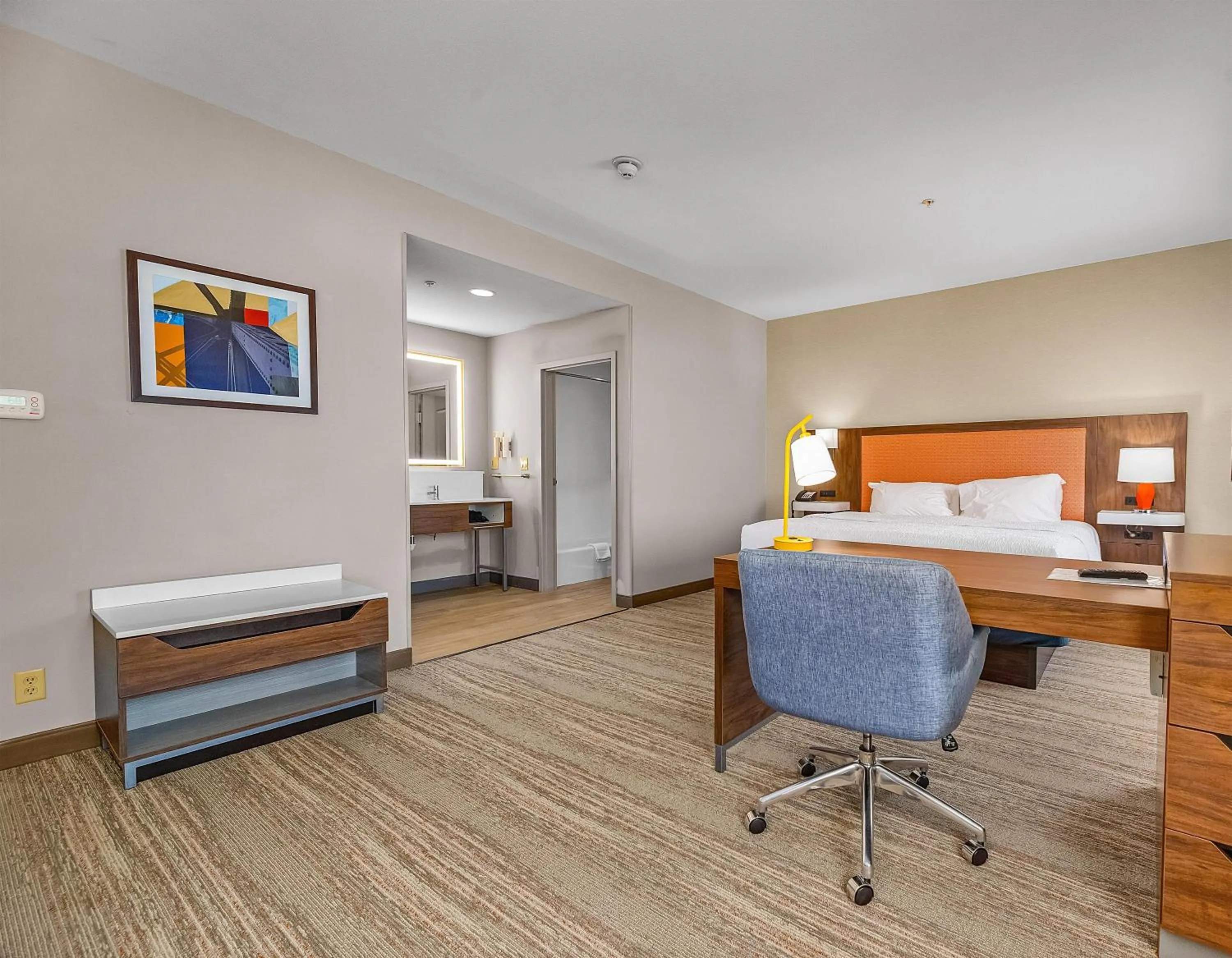 Bed in Hampton Inn & Suites New Braunfels