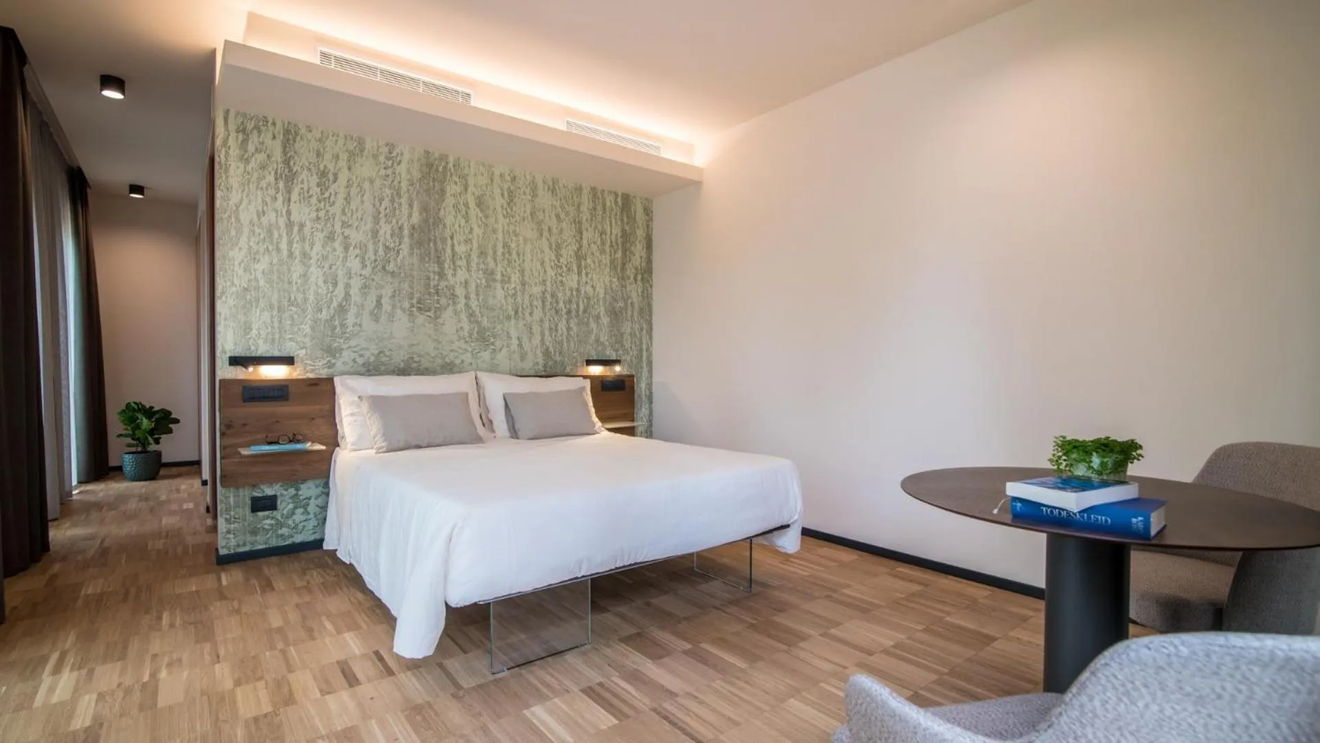 Photo of the whole room, Bed in Terme Preistoriche Resort & Spa