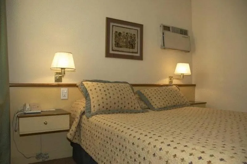 Bed in Hotel Cervantes