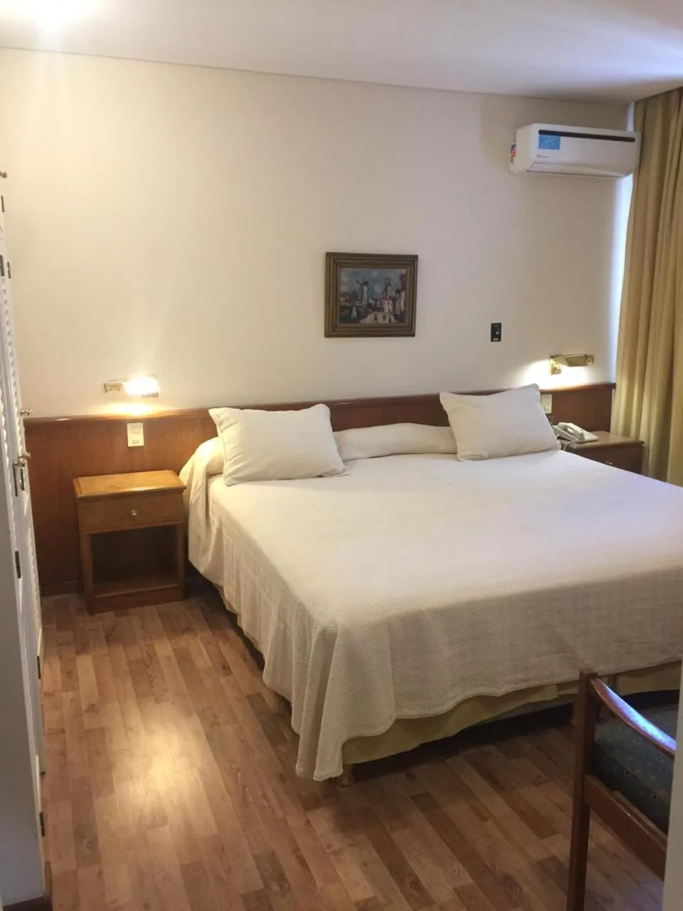 Bed in Hotel Cervantes