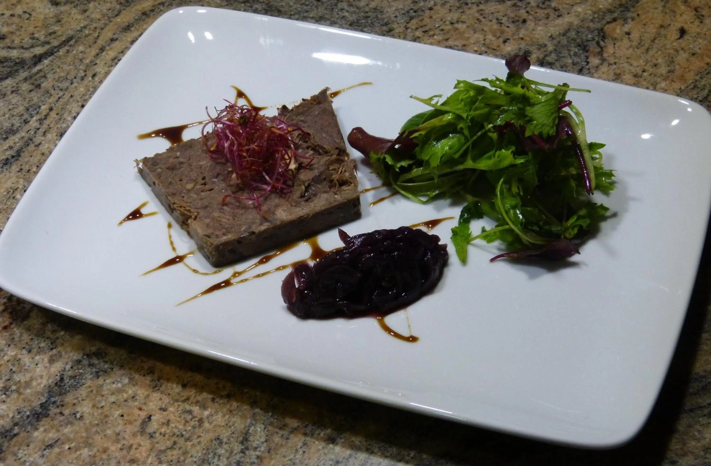 Food in Logis Hôtel Le Relais Louis XI