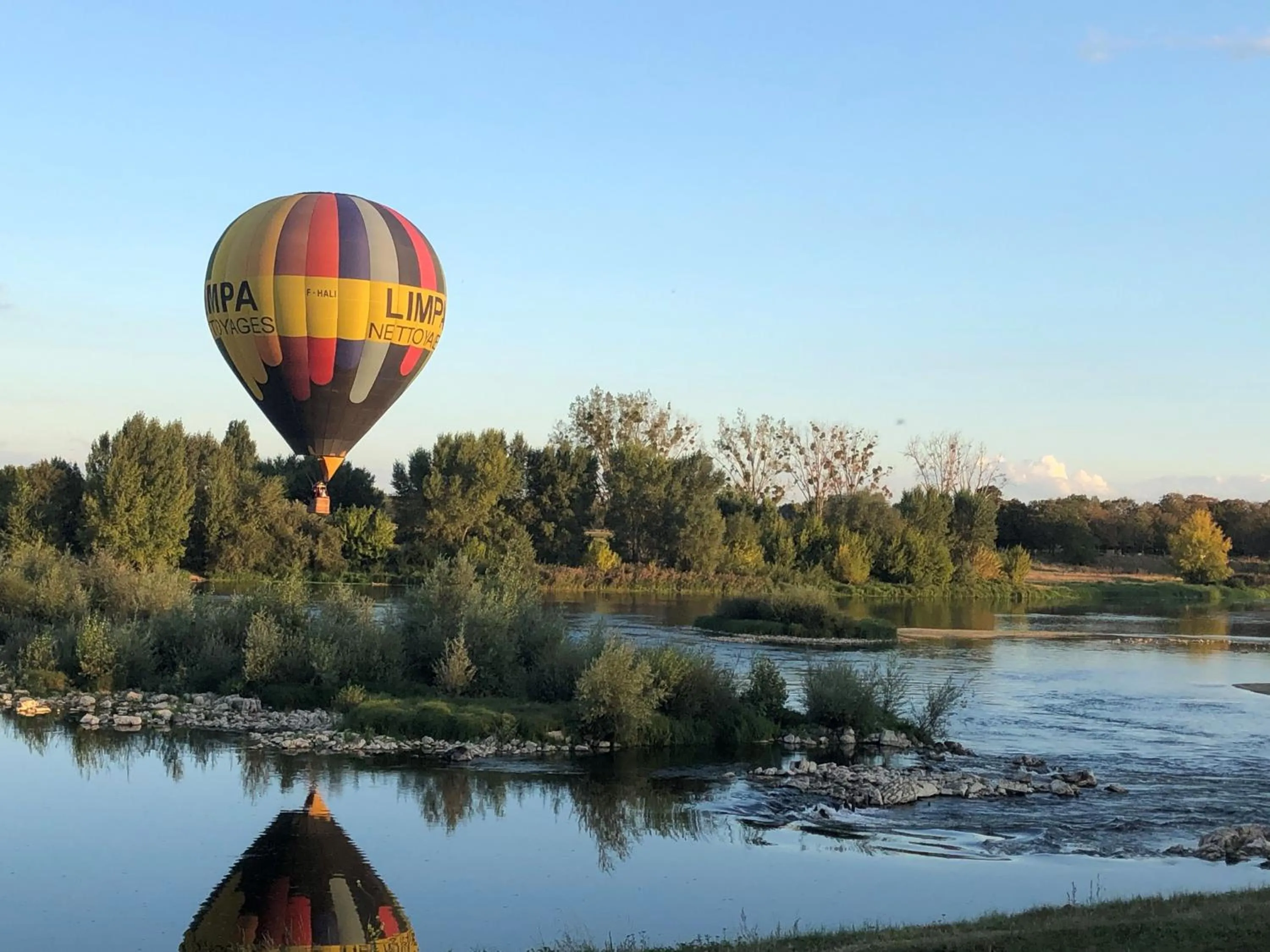 River view in Logis Hôtel Le Relais Louis XI