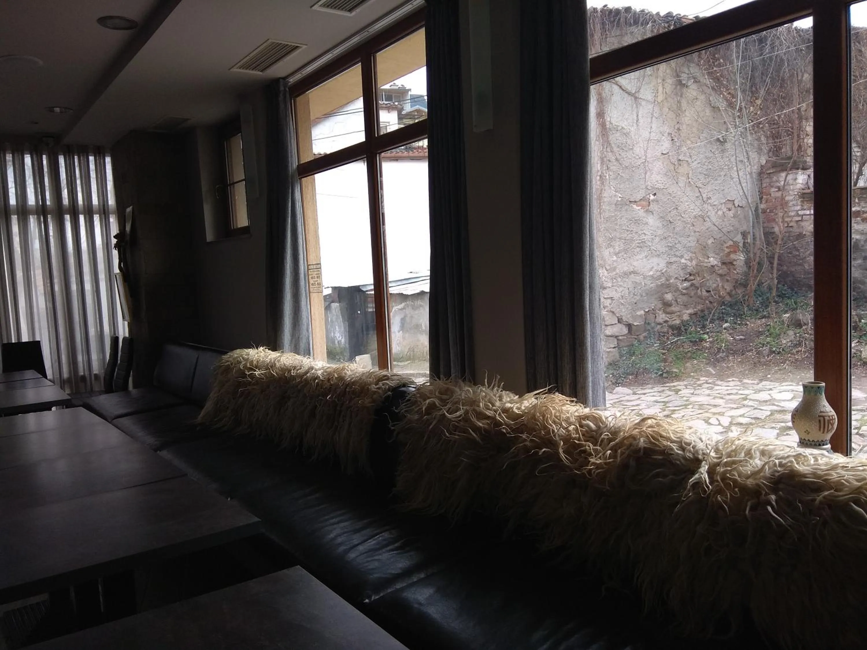 Restaurant/places to eat in Roots Hotel and Wine Bar