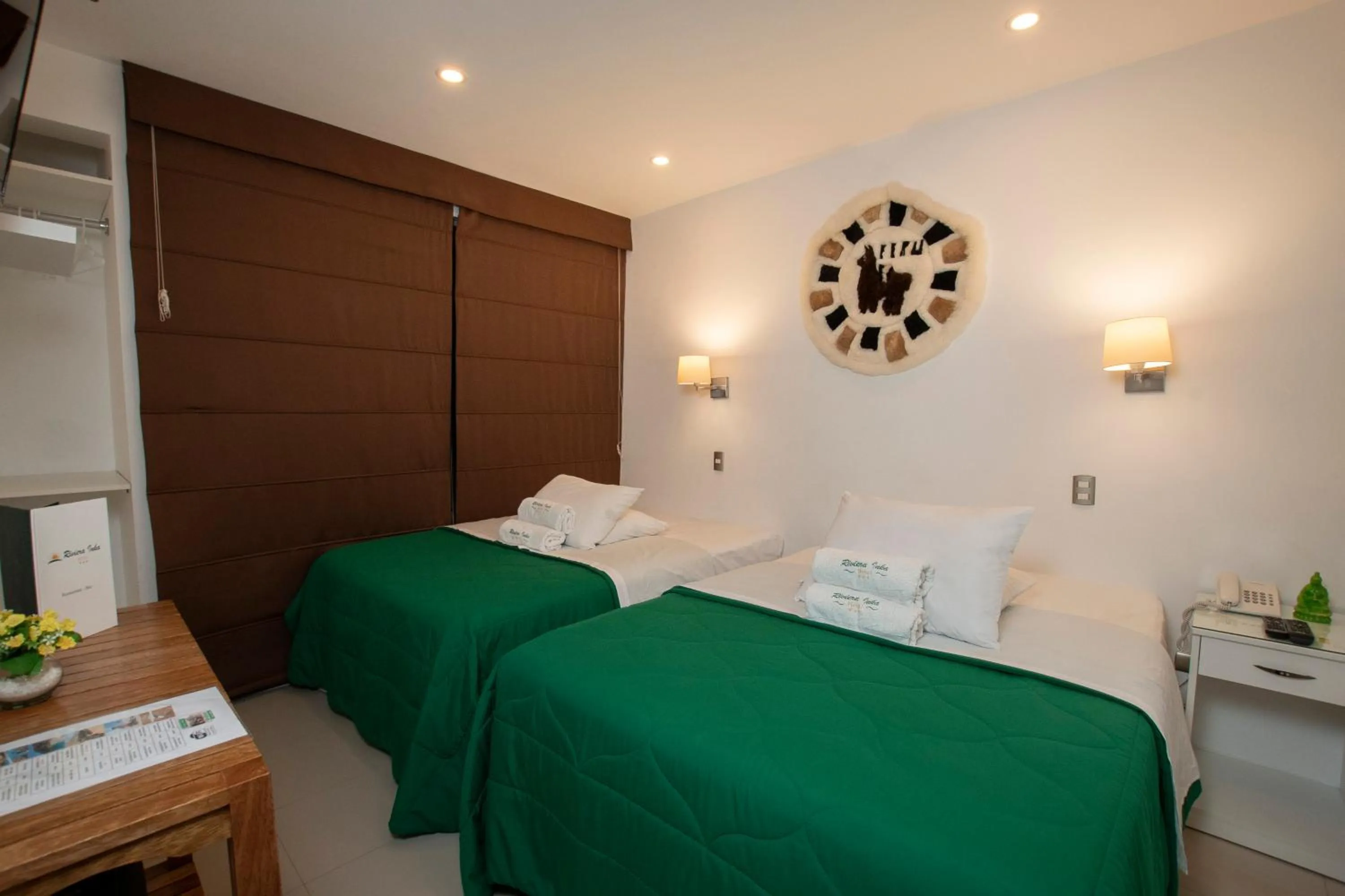 Bathroom, Bed in Hotel Riviera Inka Paracas