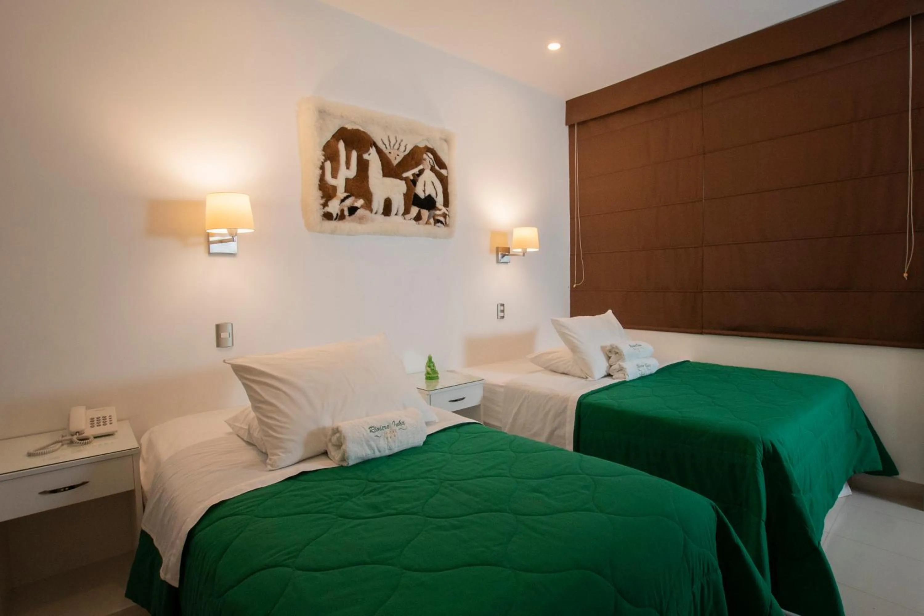 Bathroom, Bed in Hotel Riviera Inka Paracas