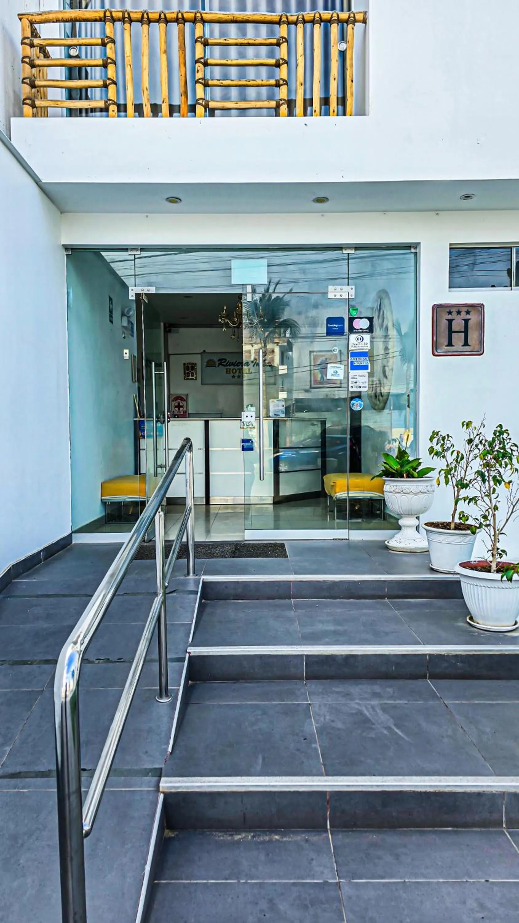 Facade/entrance in Hotel Riviera Inka Paracas