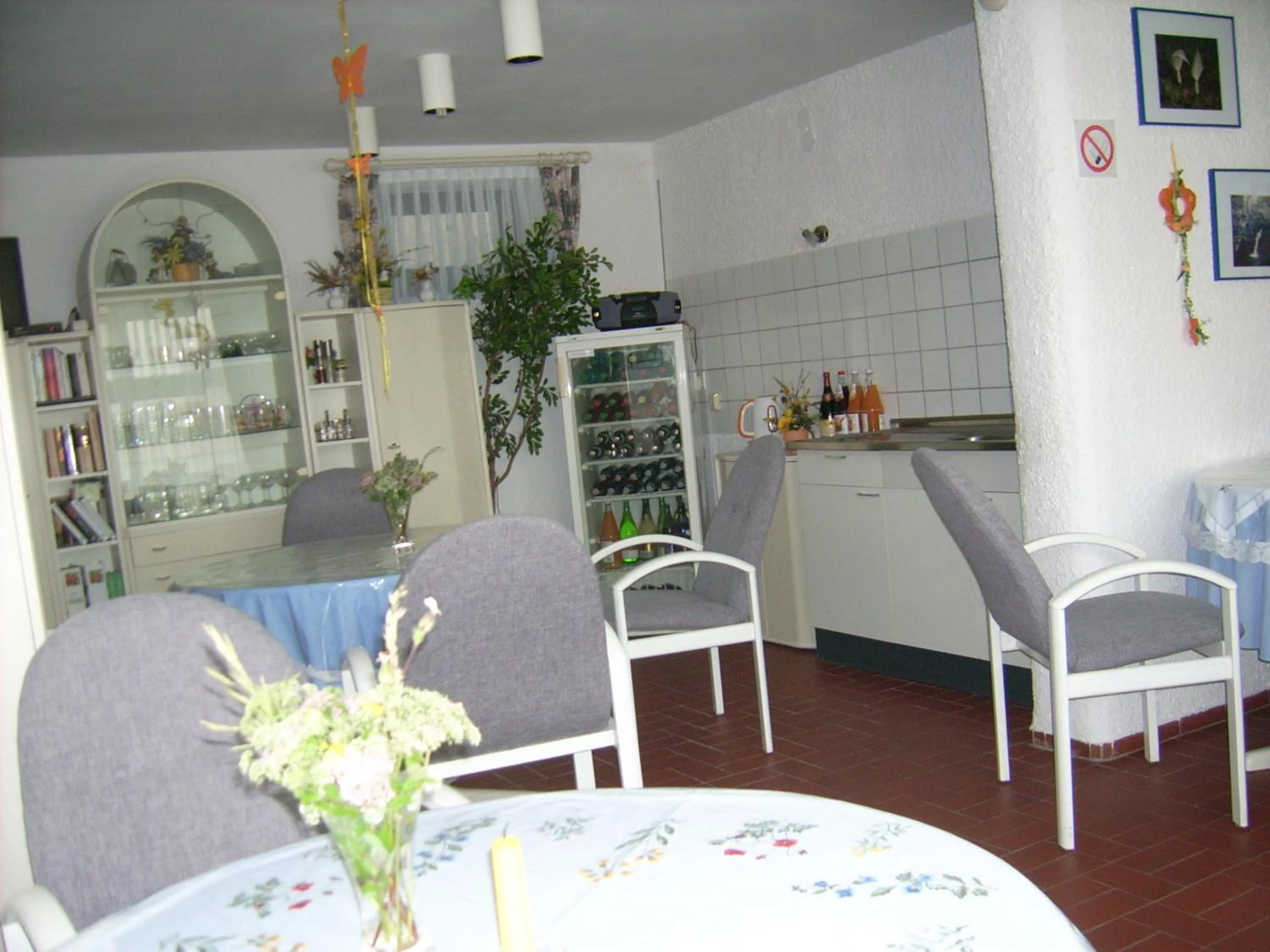 Restaurant/places to eat in Gästehaus Hochrhönblick