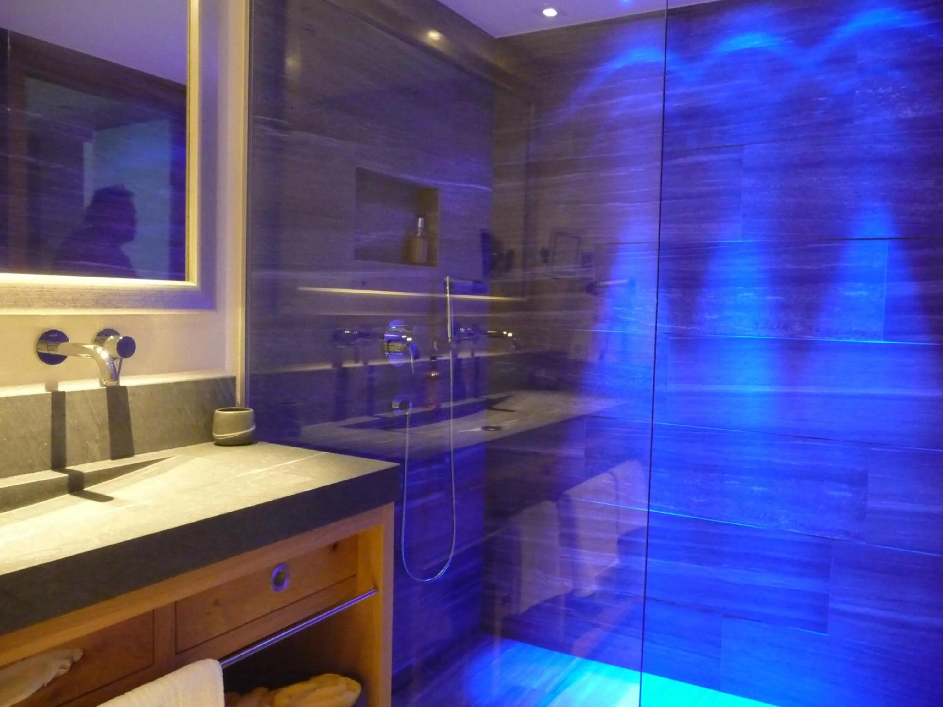 Bathroom in Hotel Garni Fimba