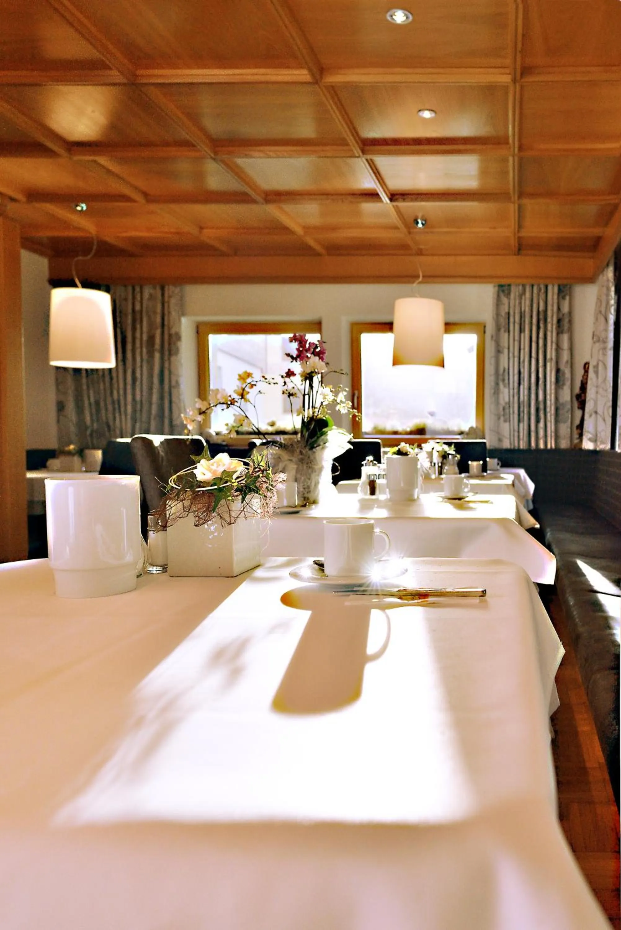 Breakfast, Bed in Hotel Garni Fimba