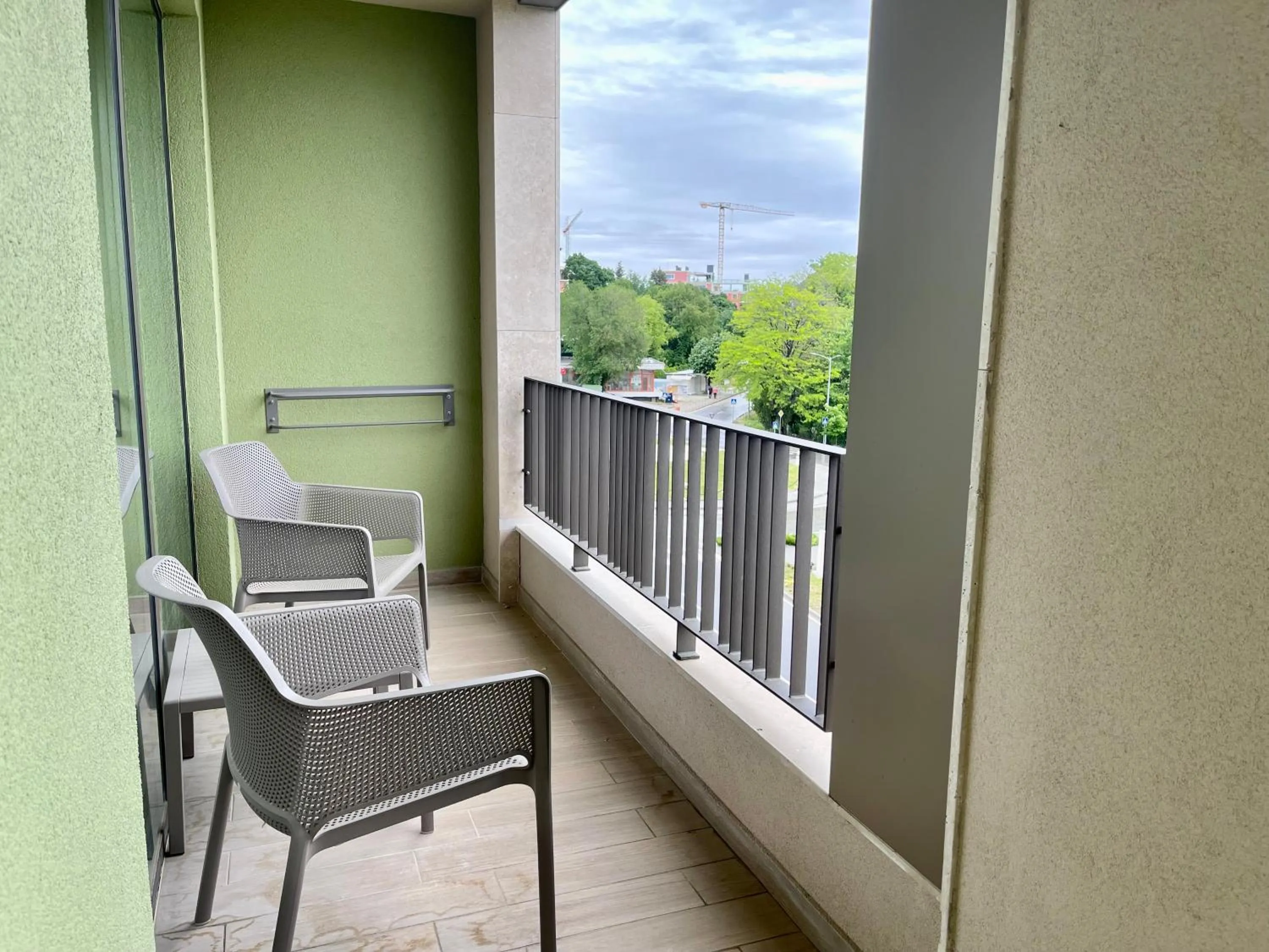 Romance Hotel and Family Suites