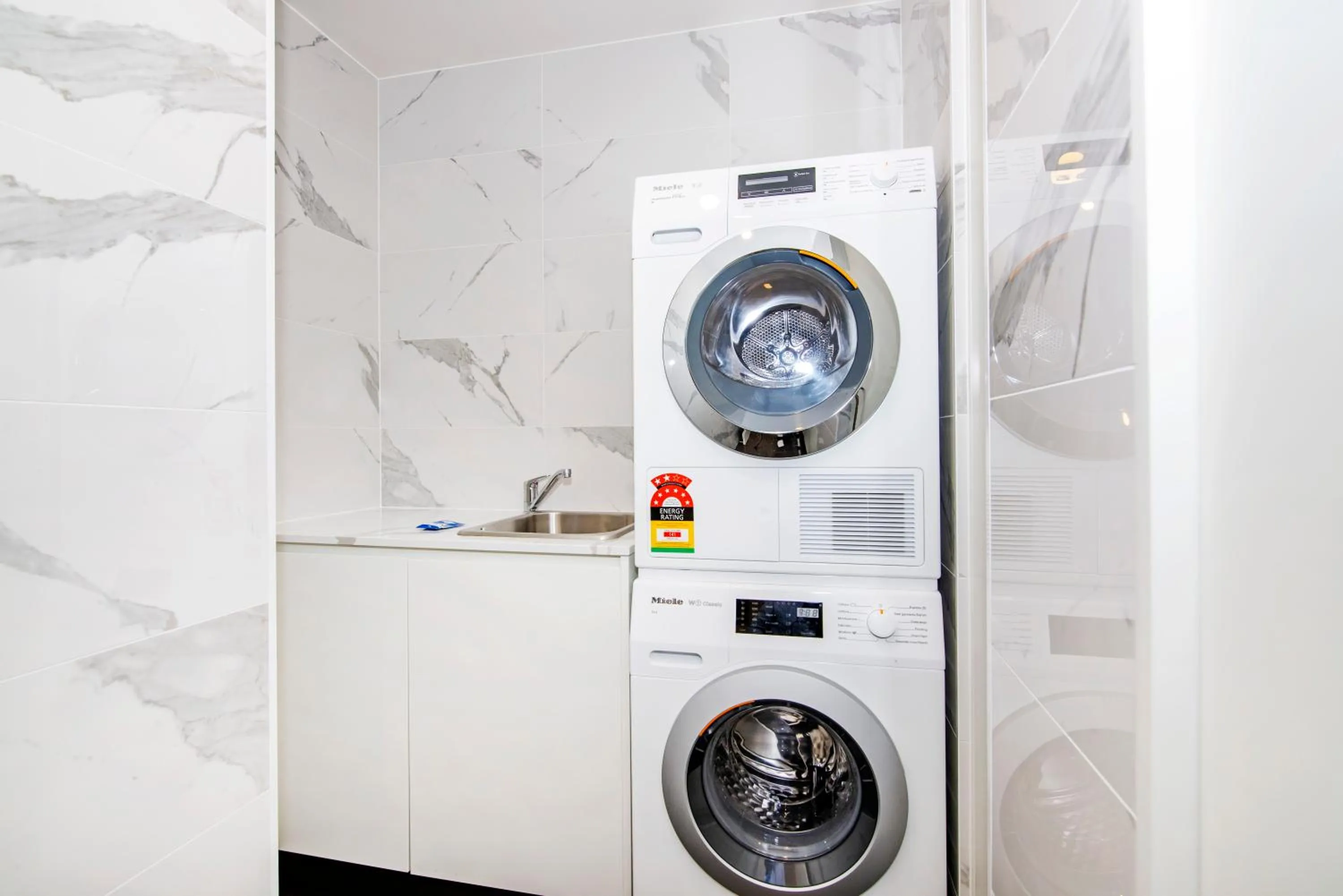 laundry in Ruby Gold Coast by CLLIX