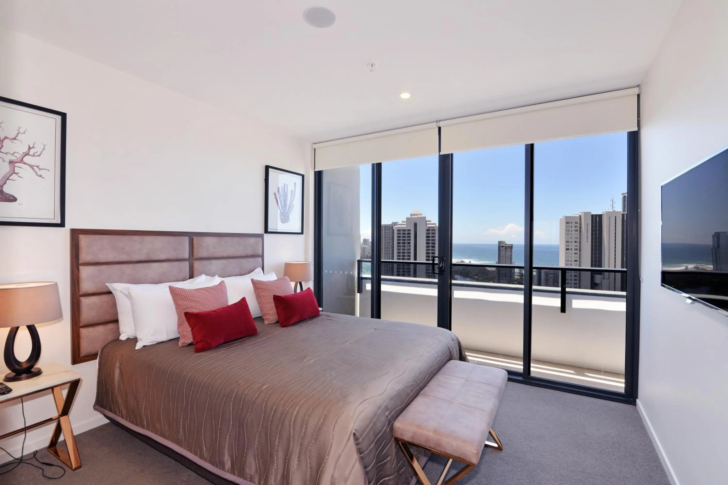 Photo of the whole room, Bed in Ruby Gold Coast by CLLIX