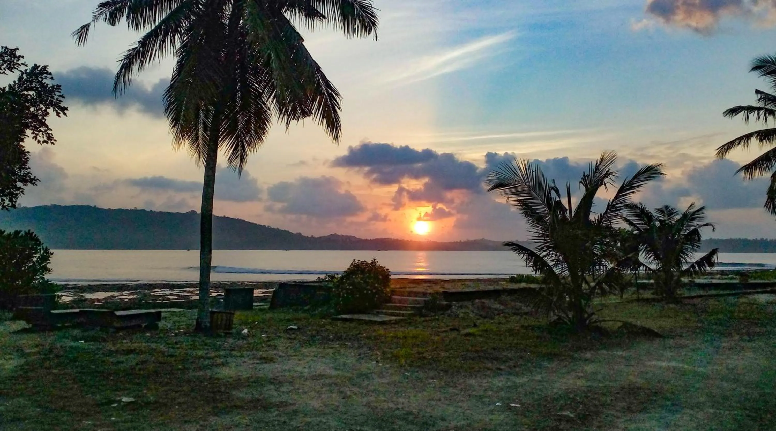 Sea view in Dolin Cottage