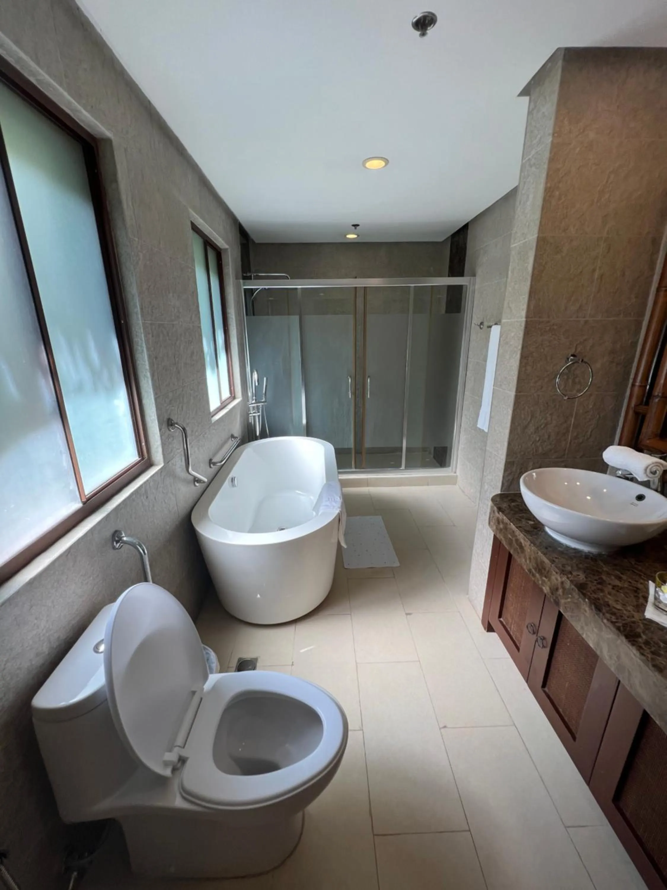 Bathroom in Fridays Puerto Galera