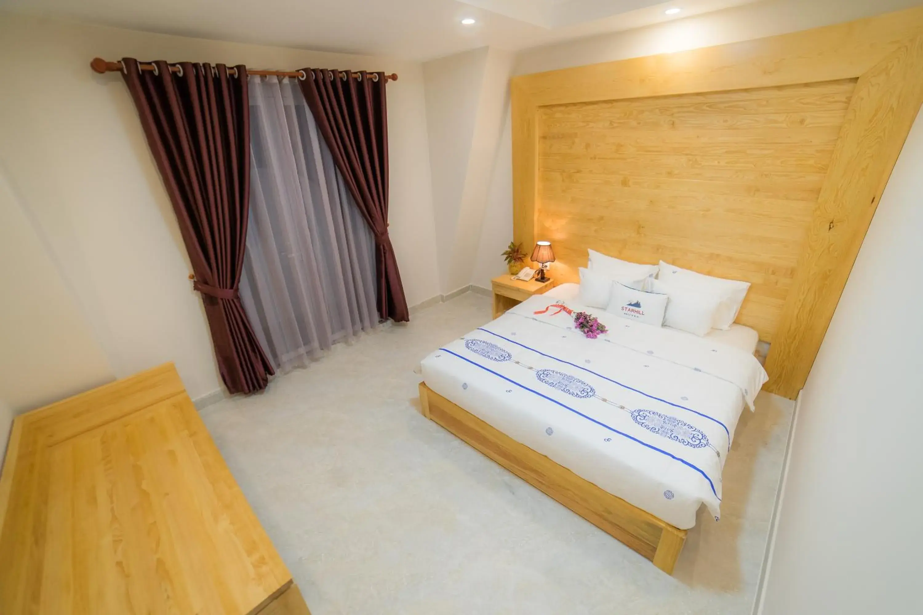 Deluxe King Suite in Starhill Hotel Deluxe King Suite in Starhill Hotel