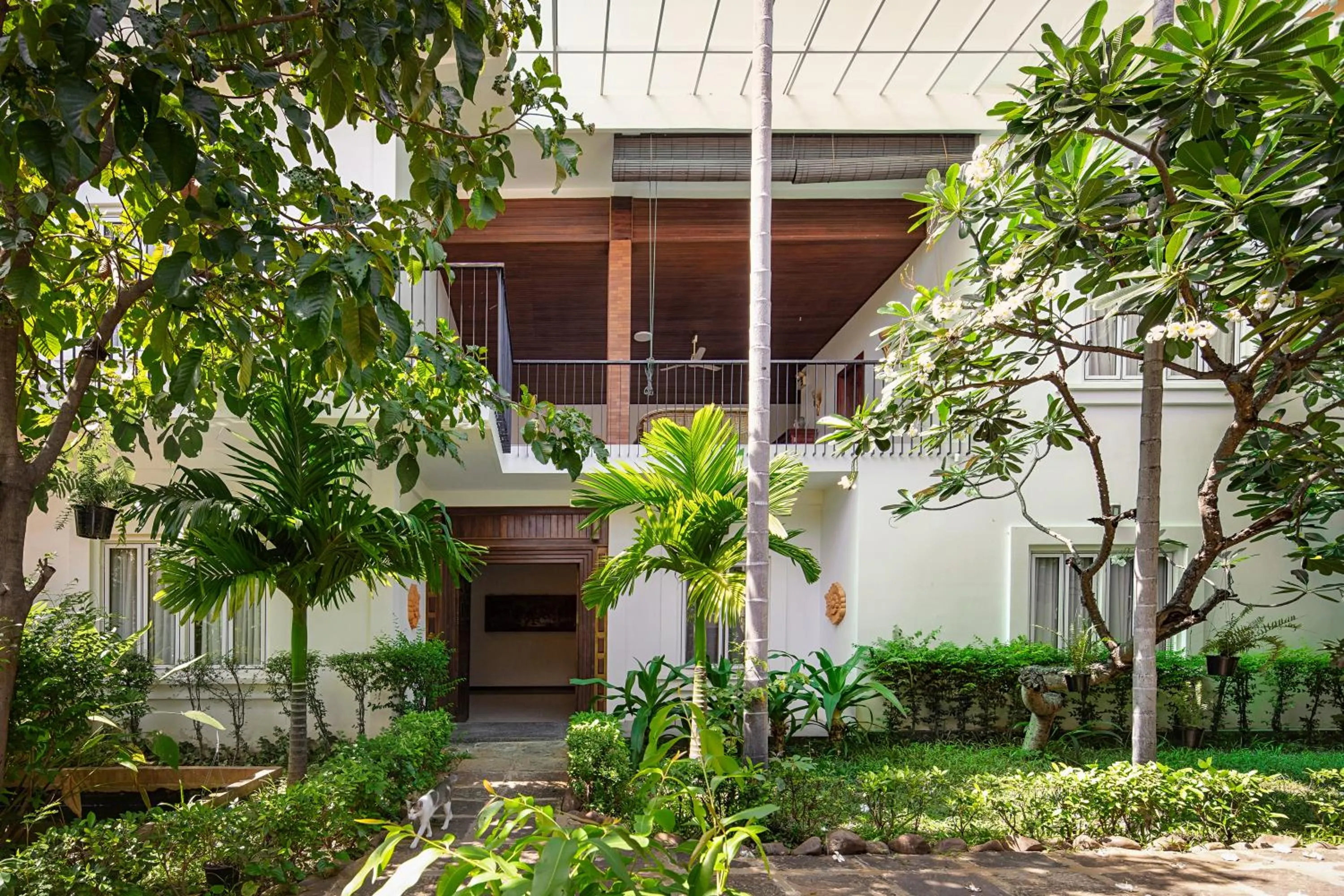 Garden in Lavender Angkor Boutique