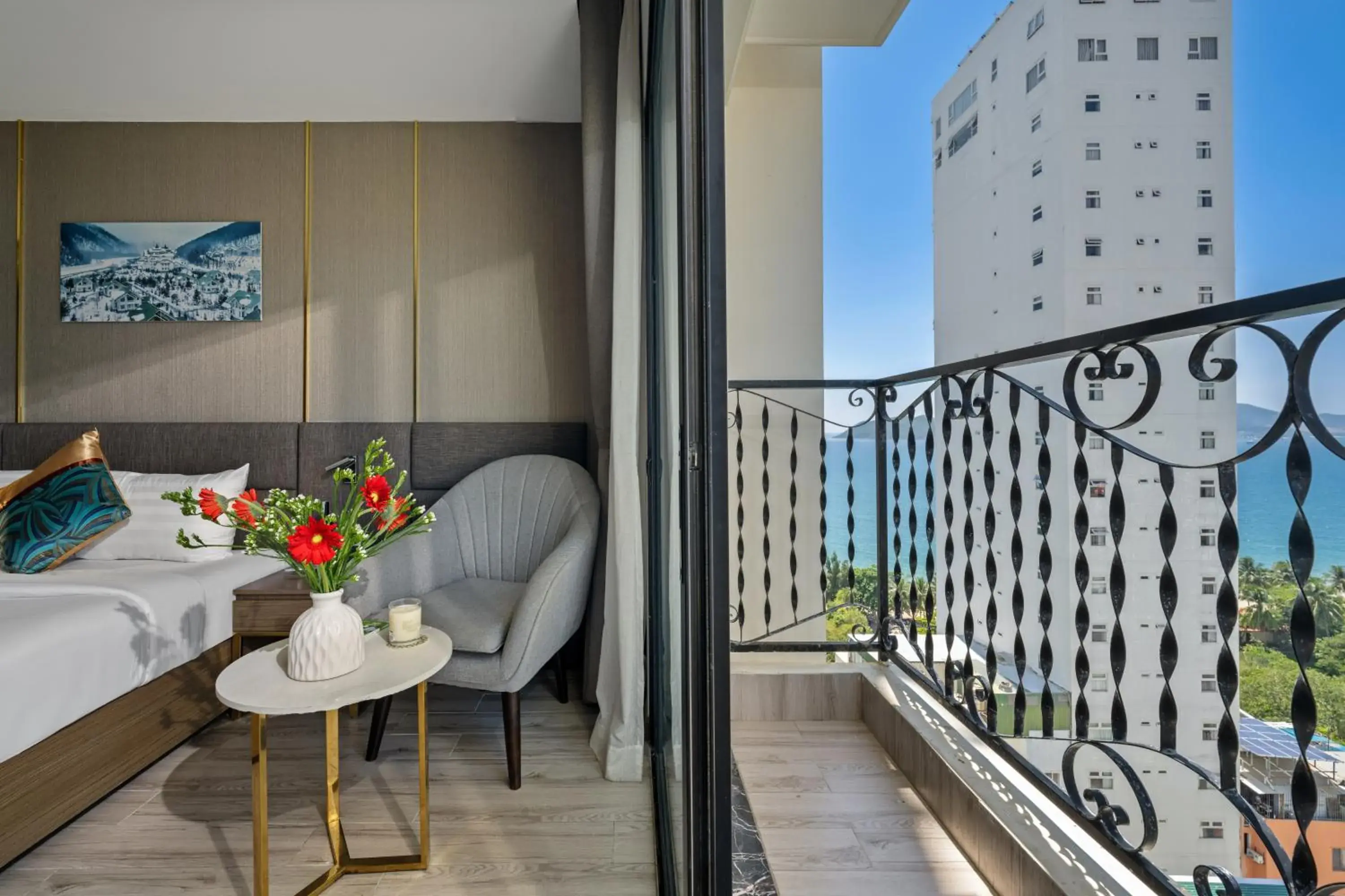 Triple Room with Balcony in Sochi Hotel Nha Trang Beach Triple Room with Balcony in Sochi Hotel Nha Trang Beach