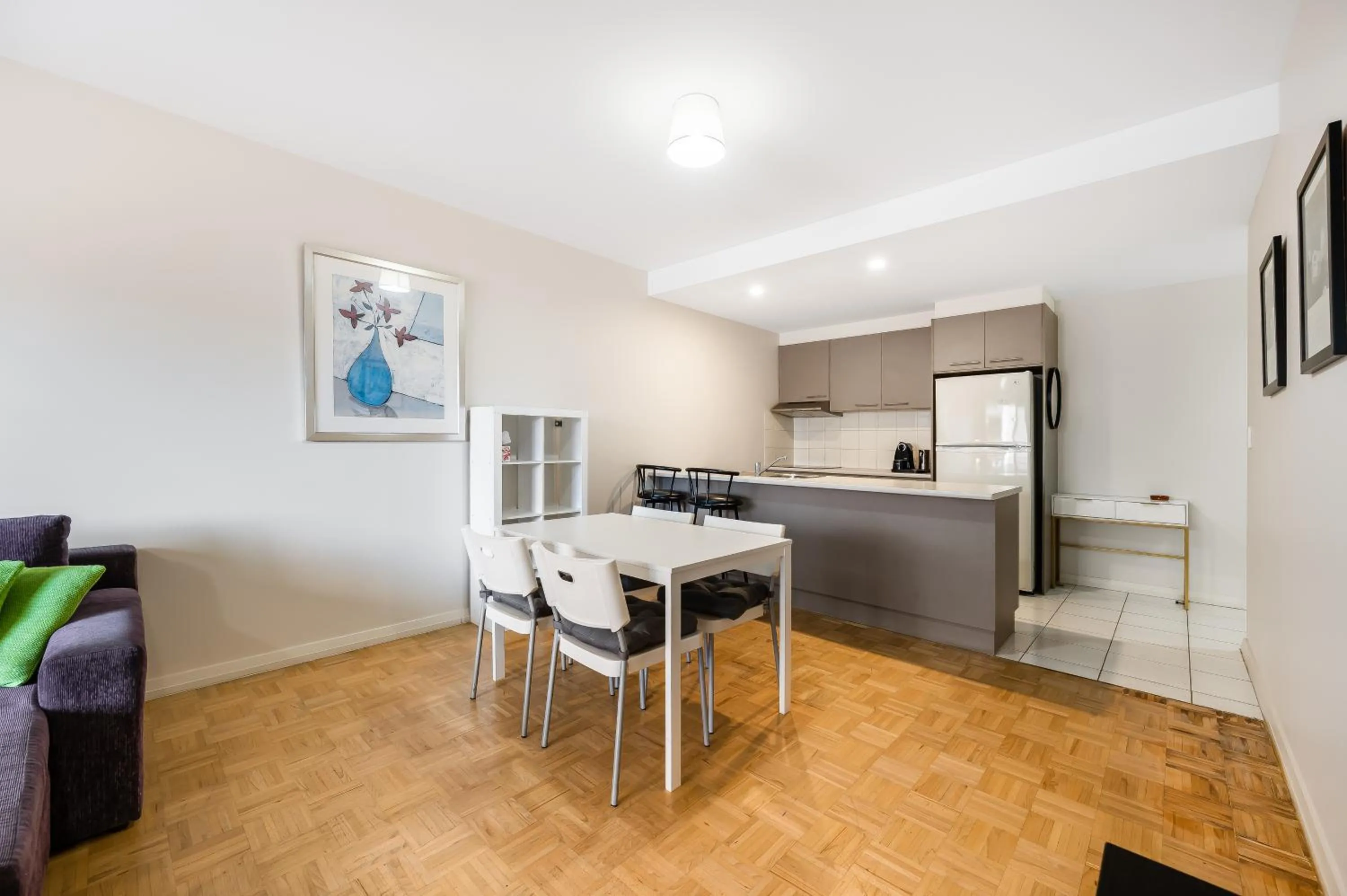 Dining area in Swainson on Union