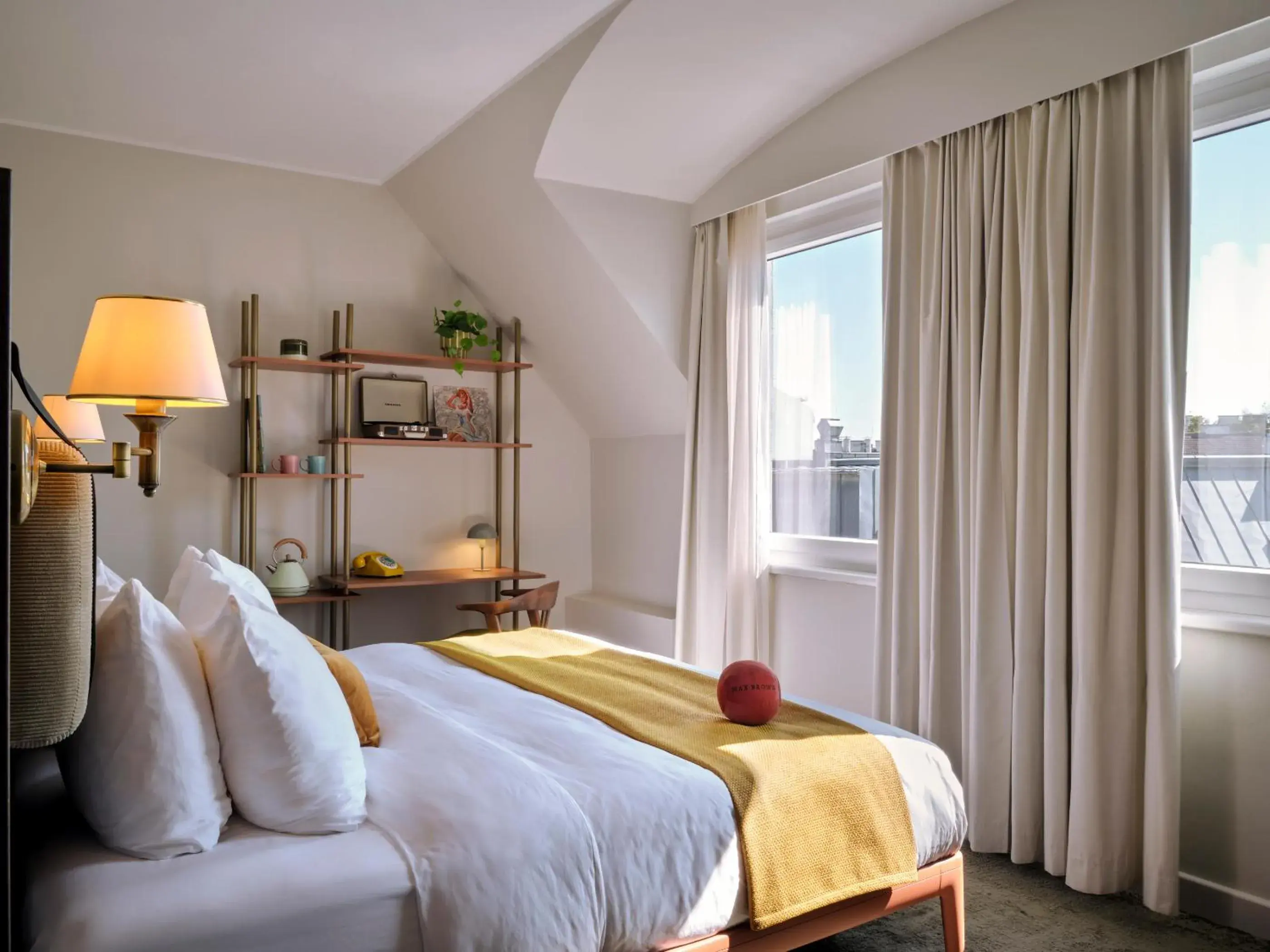 Large Room in Max Brown Hotel 5th District, part of Sircle Collection Large Room in Max Brown Hotel 5th District, part of Sircle Collection